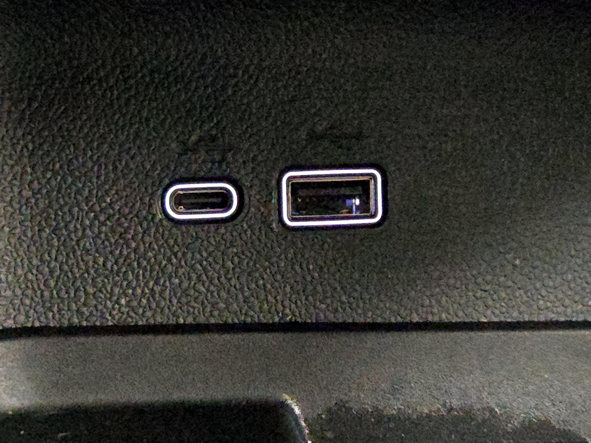 Thumbnail: 2025 Chevrolet Traverse - 18