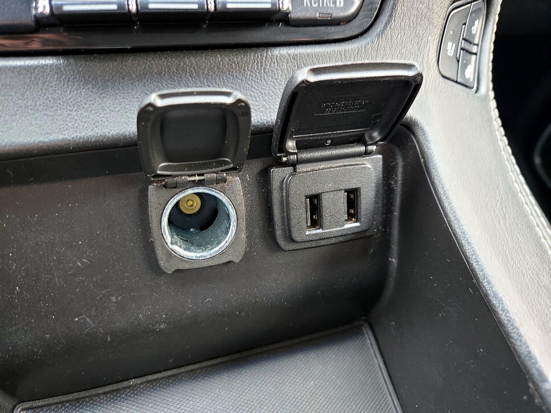 Thumbnail: 2019 GMC Yukon - 19