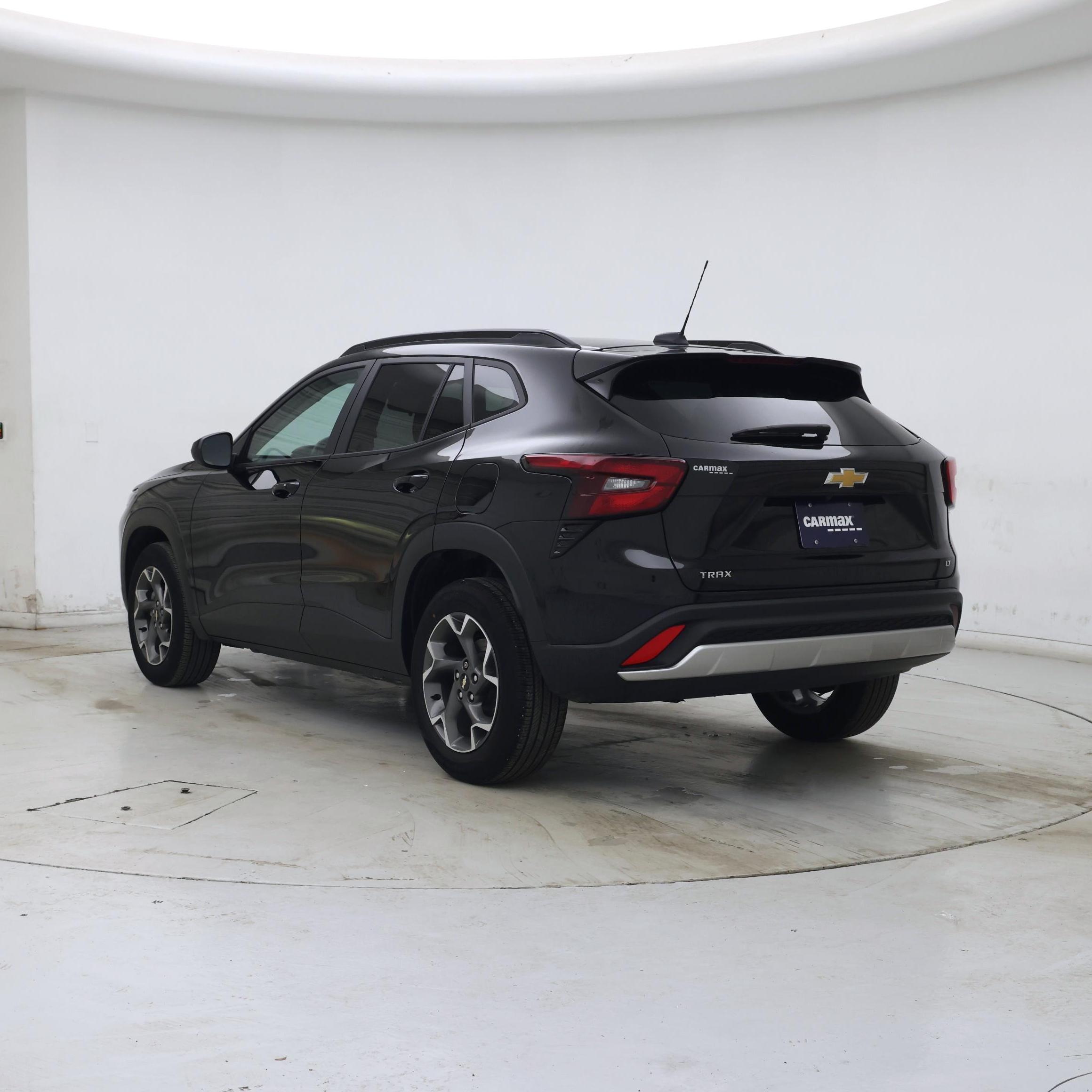 Thumbnail: 2025 Chevrolet Trax - 2