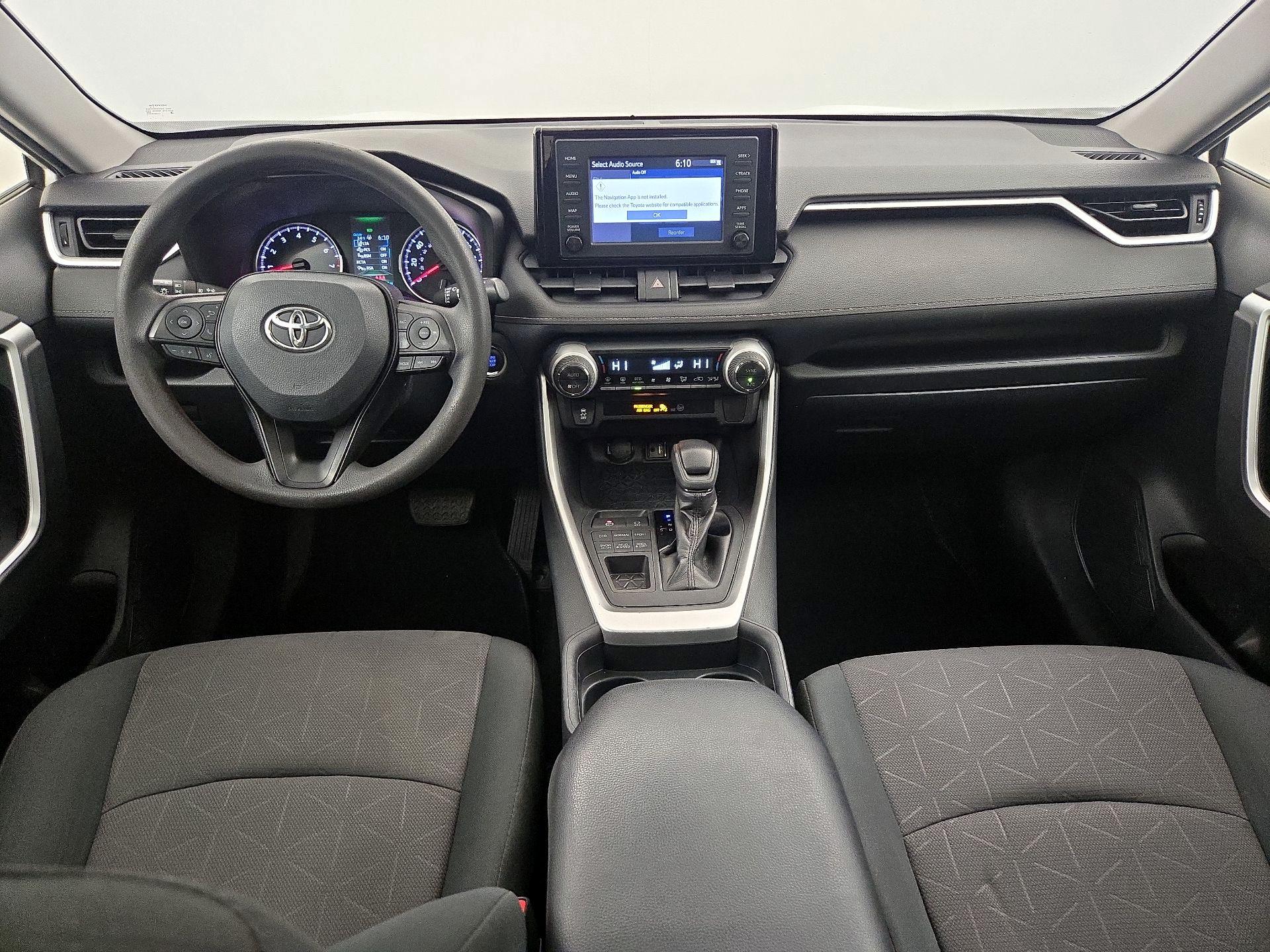 Thumbnail: 2019 Toyota RAV4 - 9