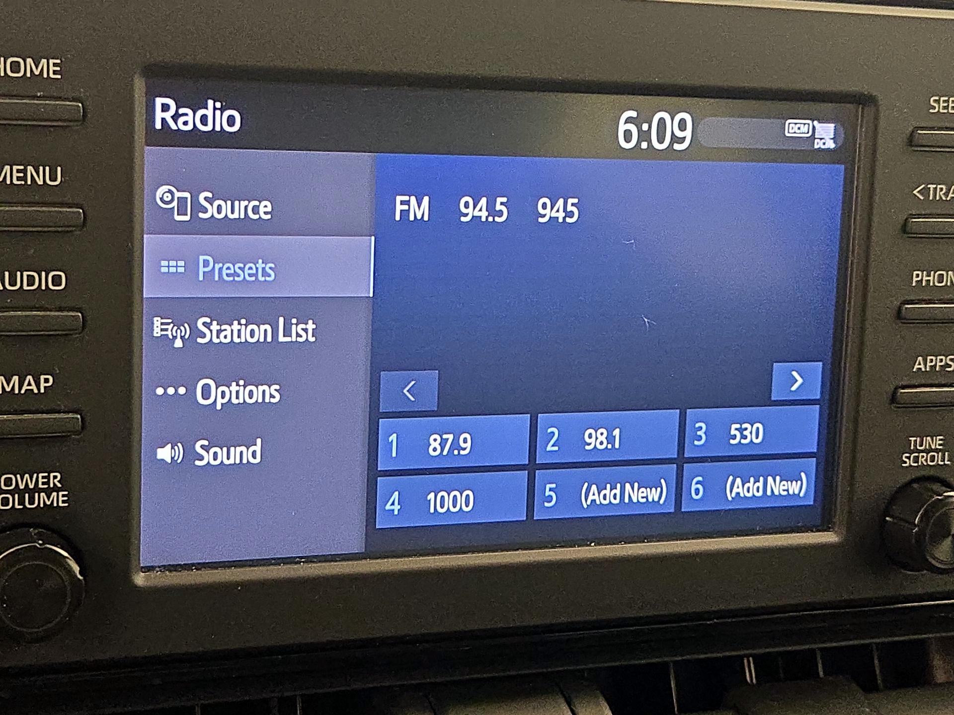 Thumbnail: 2019 Toyota RAV4 - 15