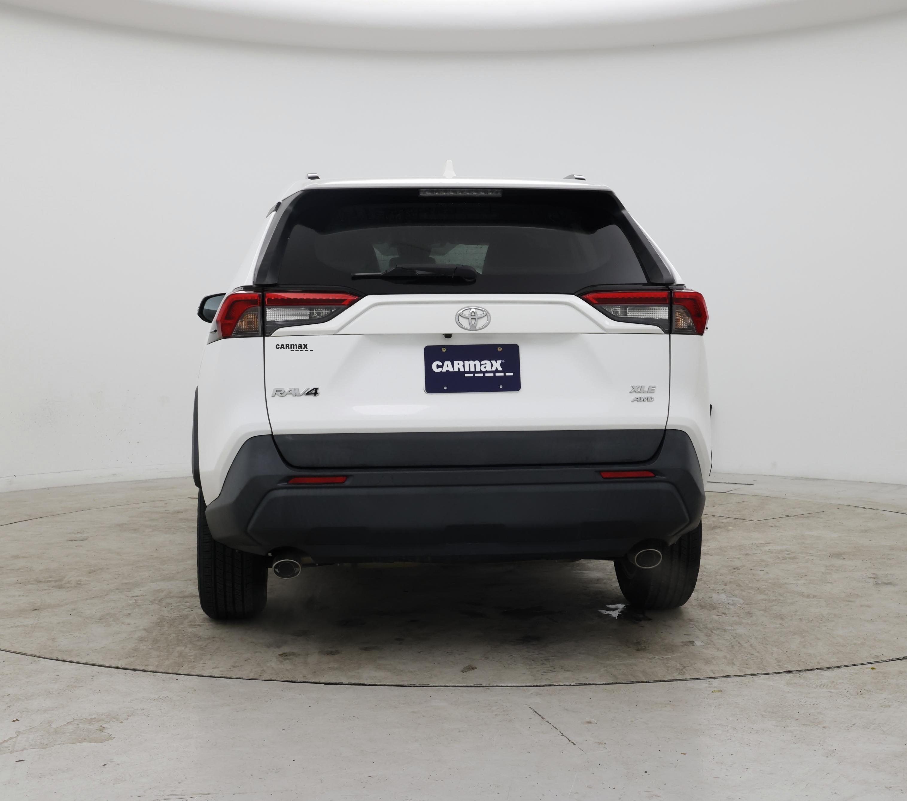 Thumbnail: 2019 Toyota RAV4 - 6