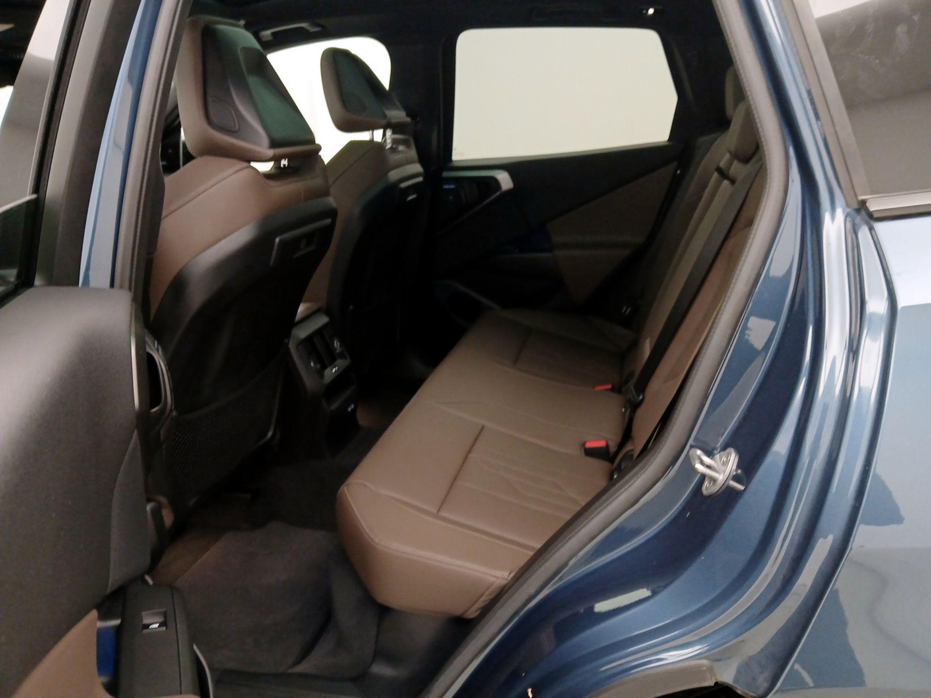 Thumbnail: 2025 BMW X3 - 19