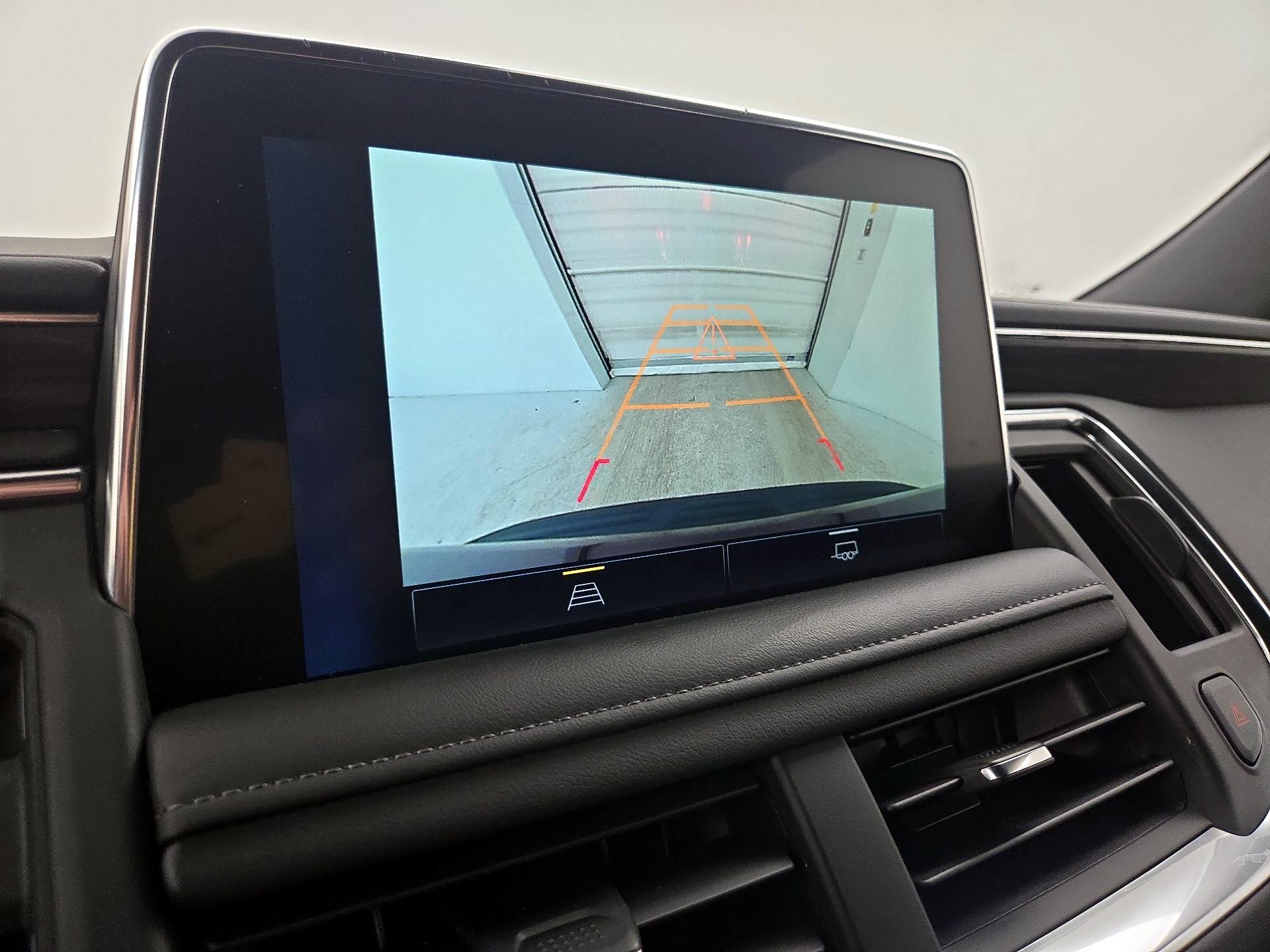 Thumbnail: 2022 Chevrolet Tahoe - 14