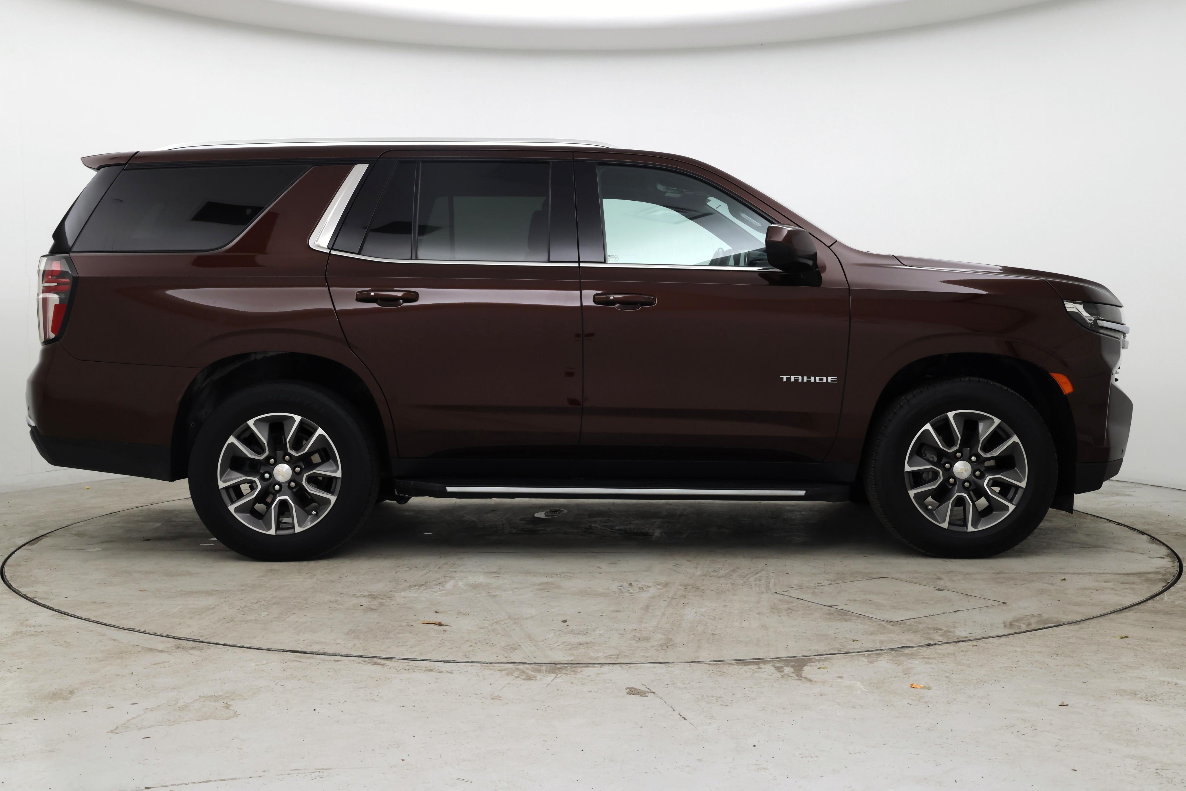 Thumbnail: 2022 Chevrolet Tahoe - 7