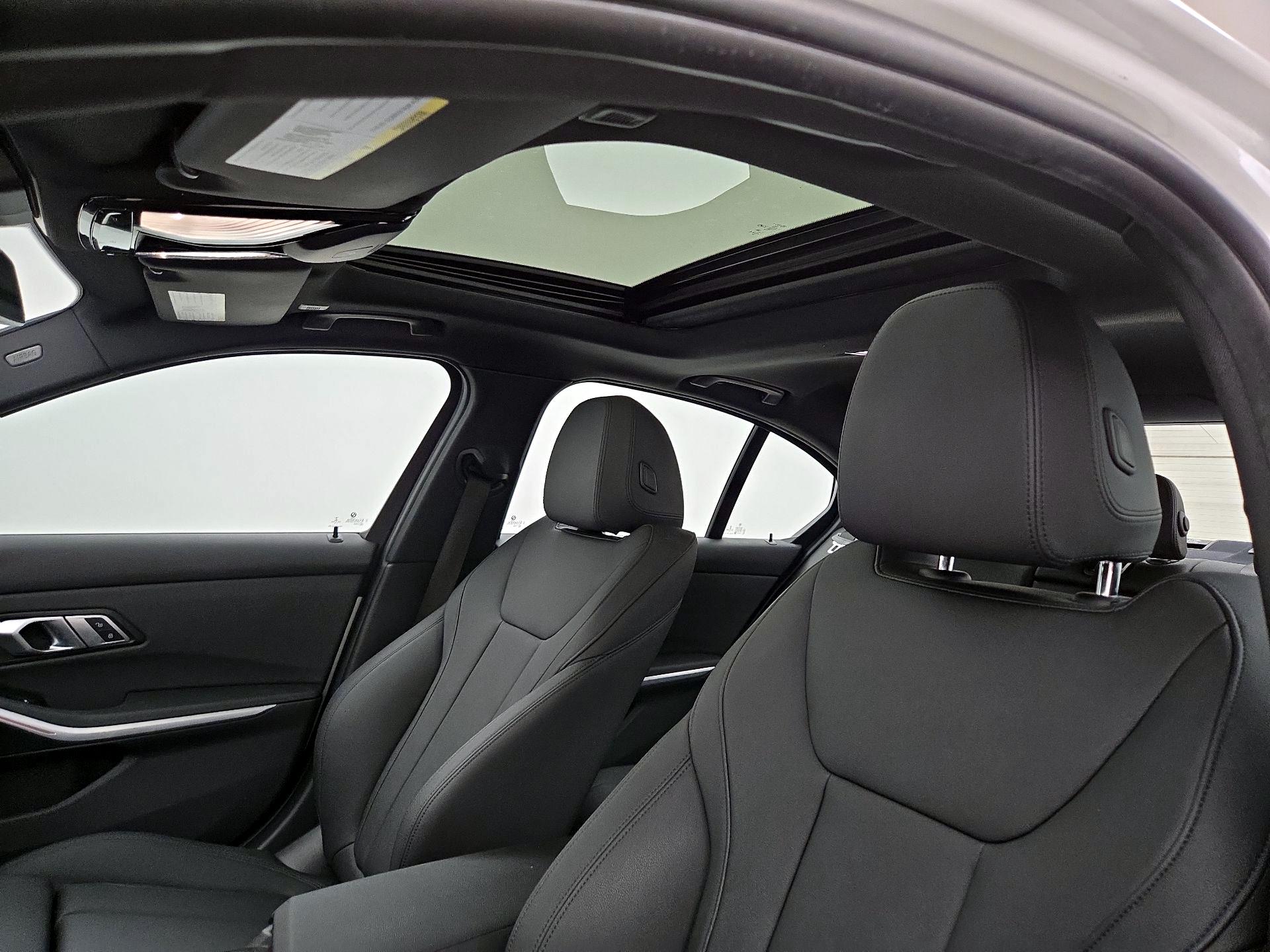 Thumbnail: 2019 BMW 3 Series - 20