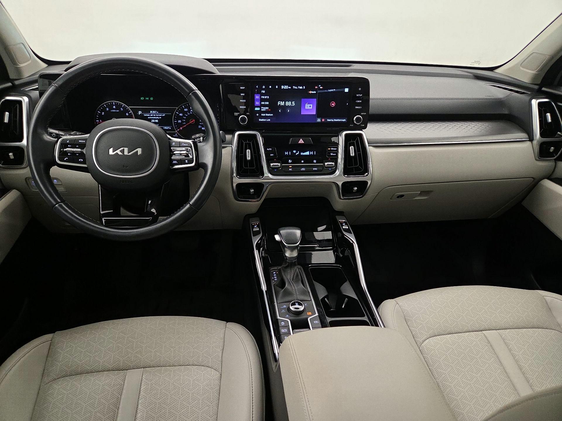 Thumbnail: 2022 Kia Sorento - 9