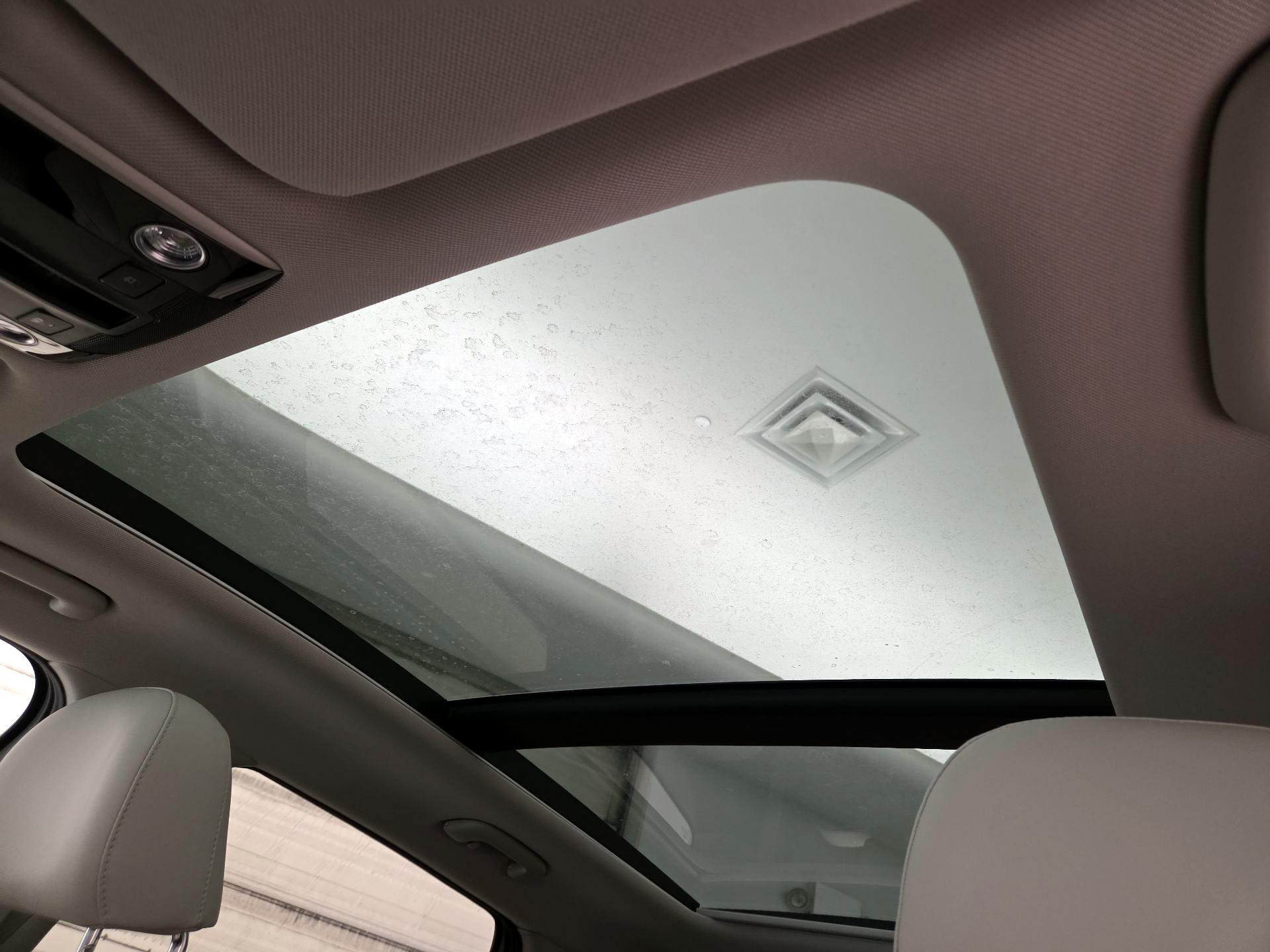 Thumbnail: 2022 Kia Sorento - 20