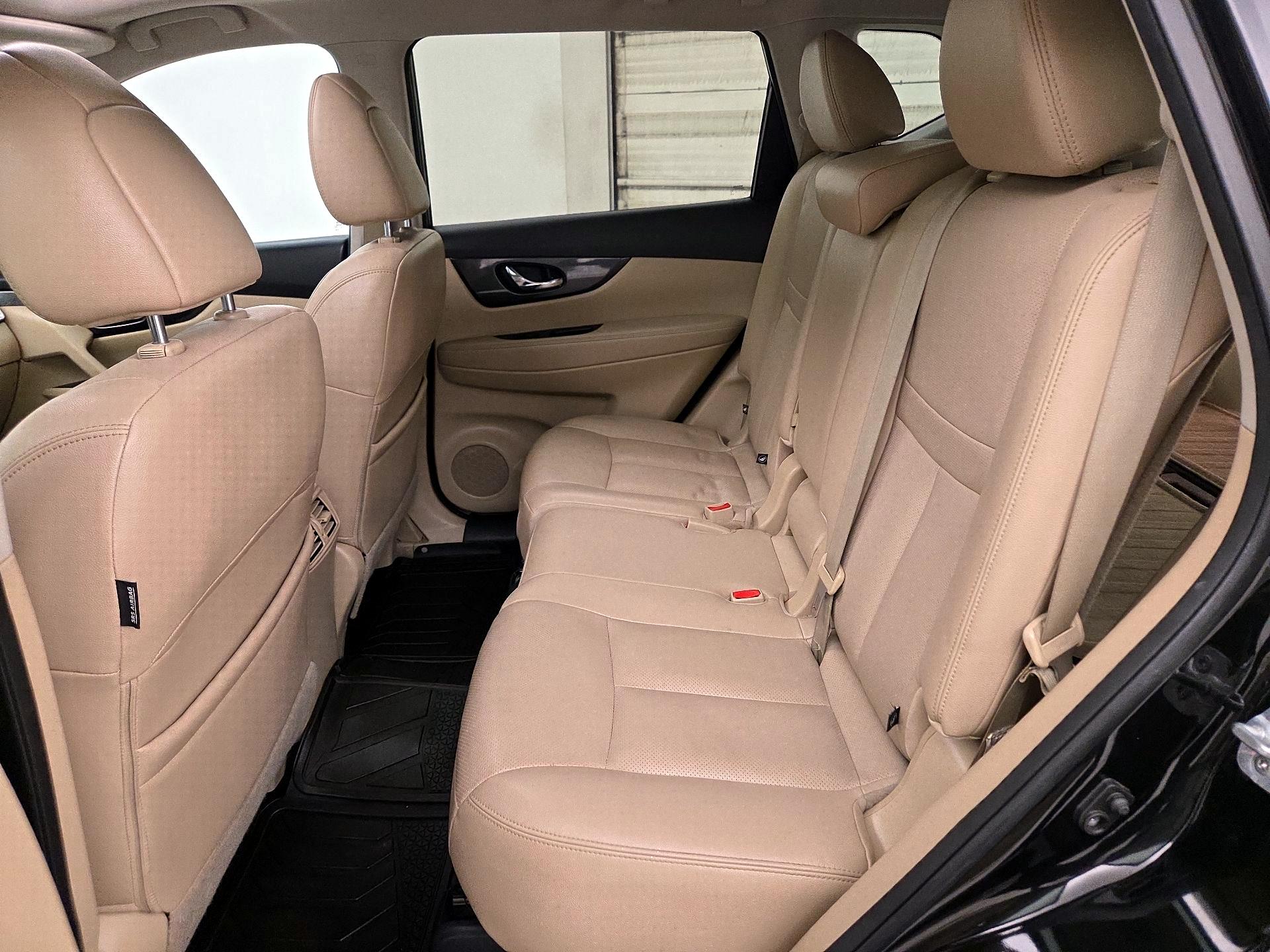 Thumbnail: 2016 Nissan Rogue - 20