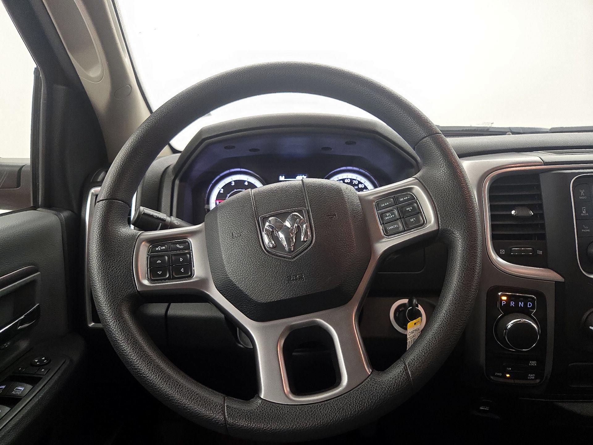 Thumbnail: 2024 RAM 1500 Classic - 10