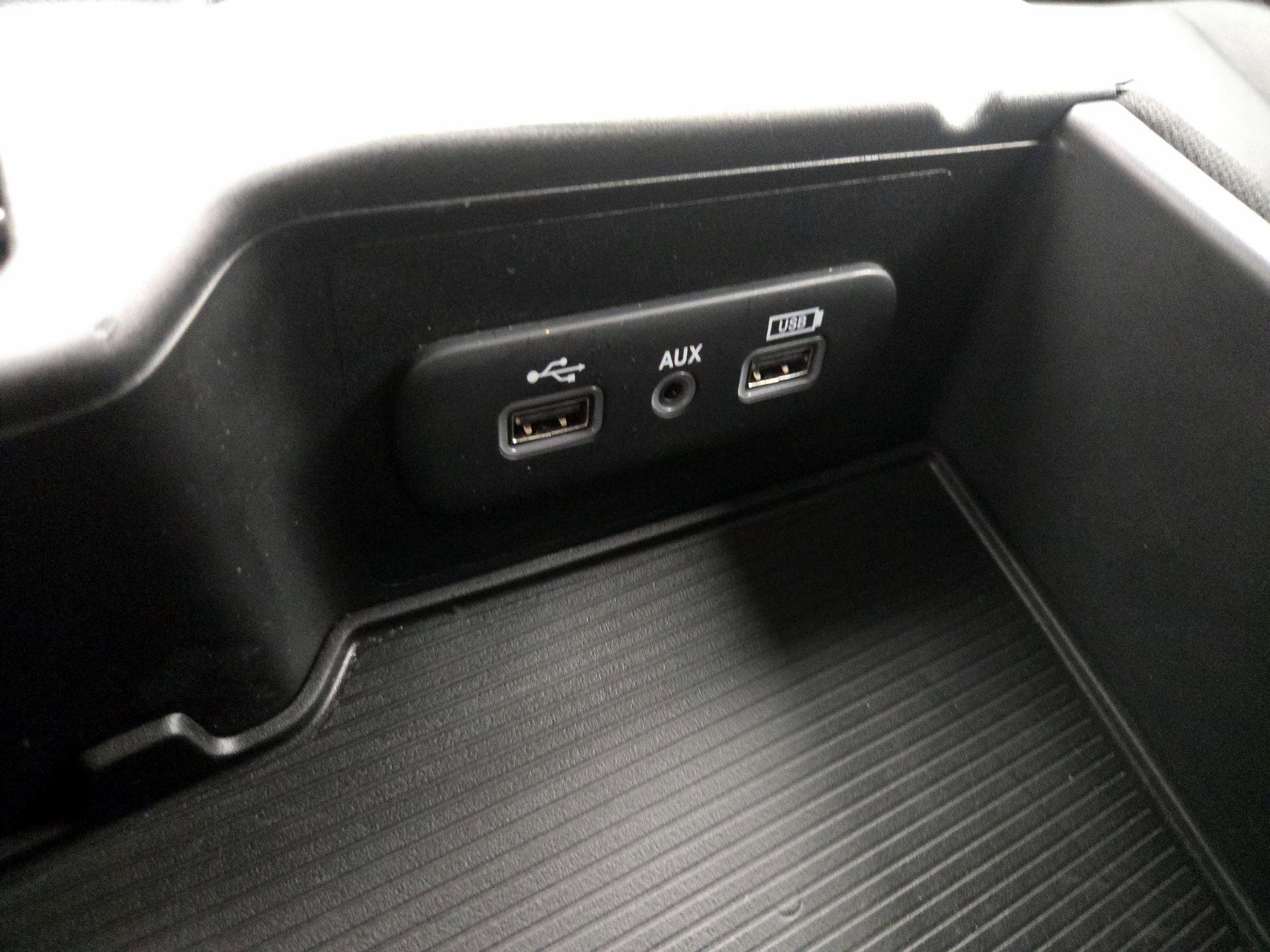 Thumbnail: 2024 RAM 1500 Classic - 18