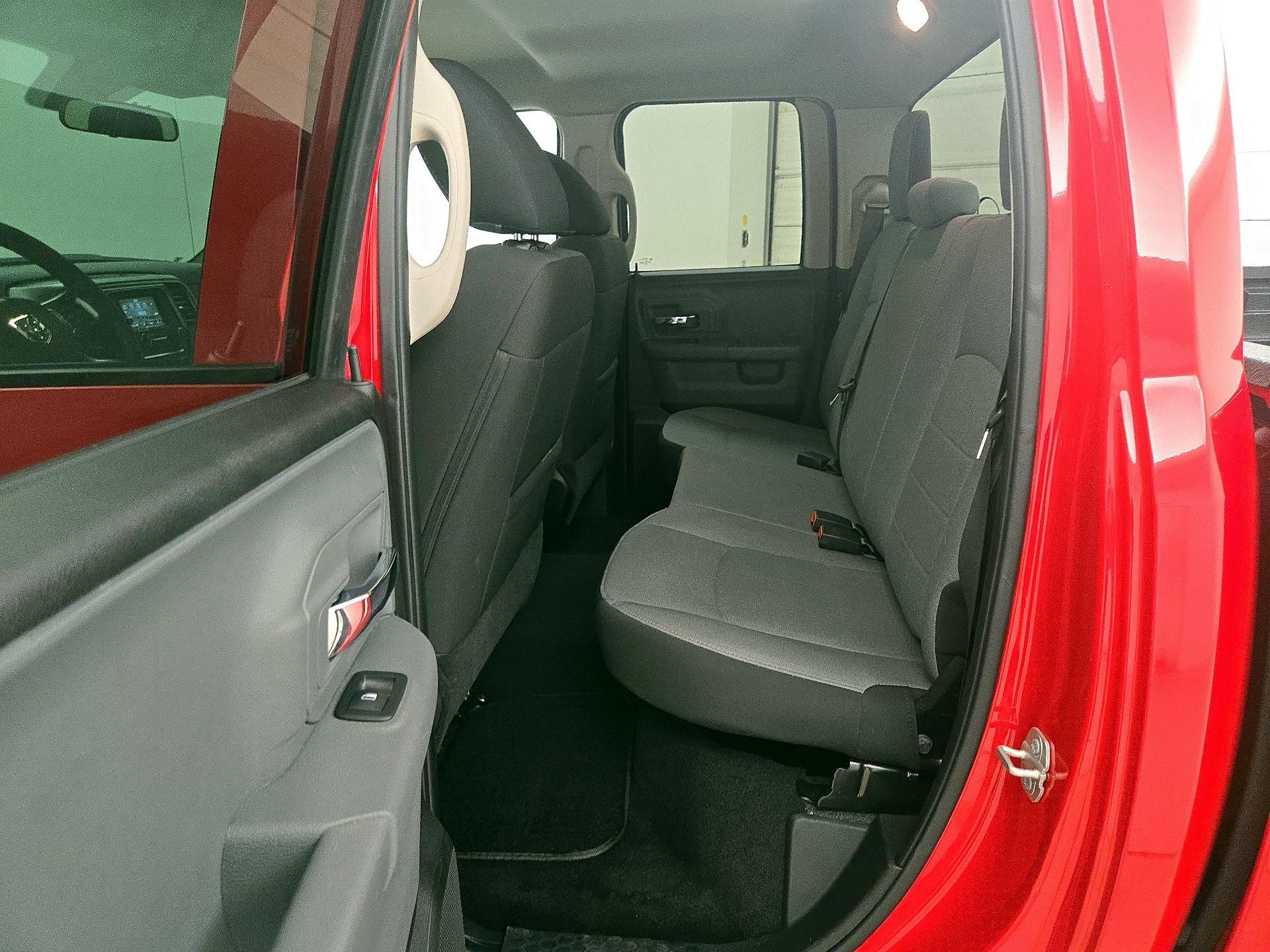 Thumbnail: 2024 RAM 1500 Classic - 19