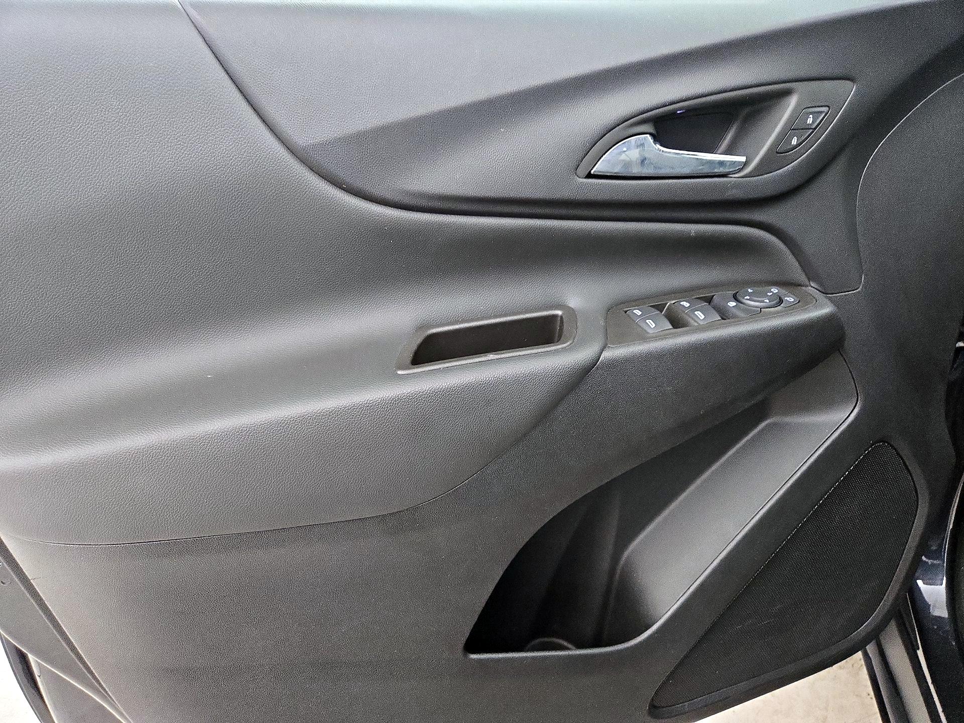 Thumbnail: 2023 Chevrolet Equinox - 12