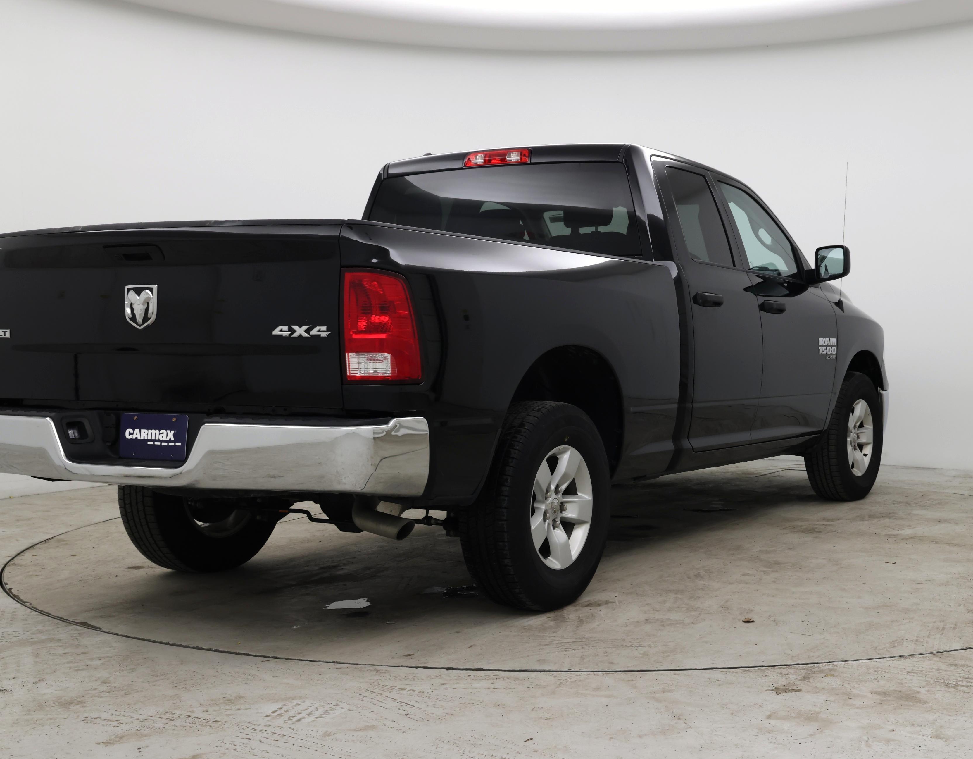 Thumbnail: 2024 RAM 1500 Classic - 8