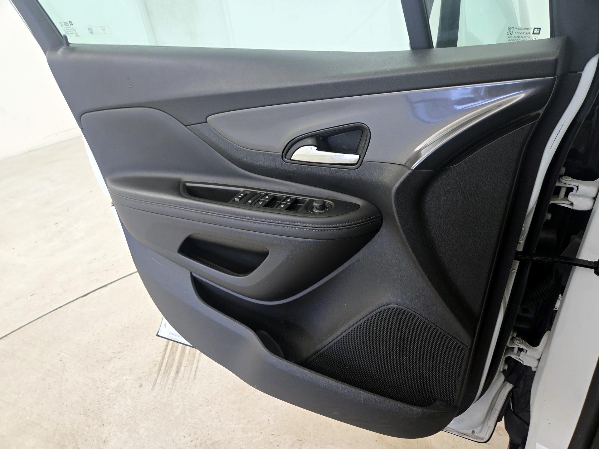 Thumbnail: 2022 Buick Encore - 12