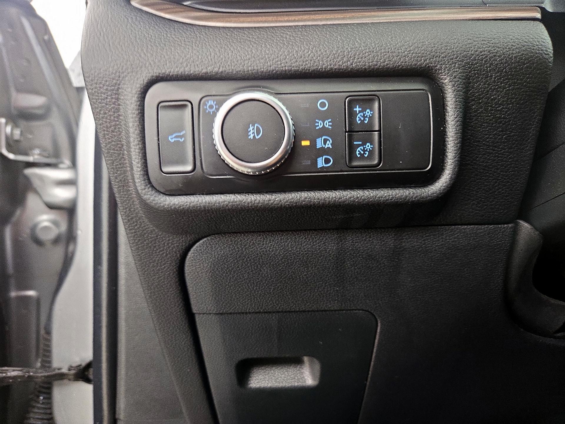 Thumbnail: 2023 Ford Explorer - 13