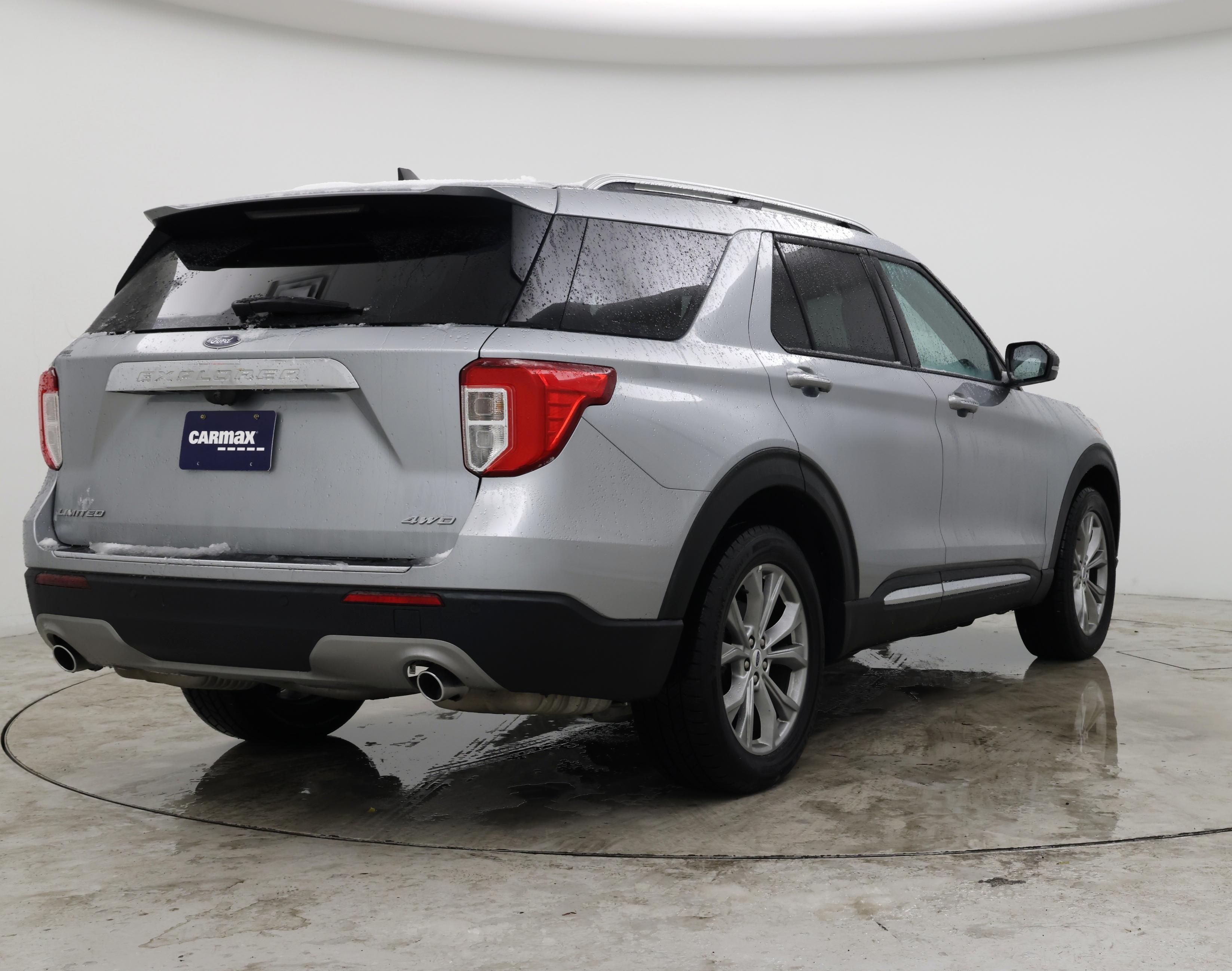 Thumbnail: 2023 Ford Explorer - 8