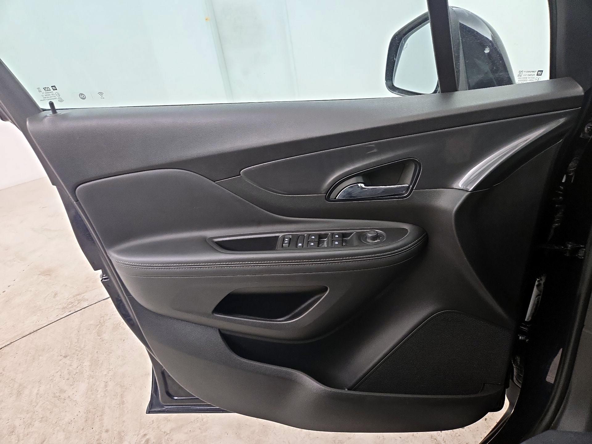 Thumbnail: 2022 Buick Encore - 12