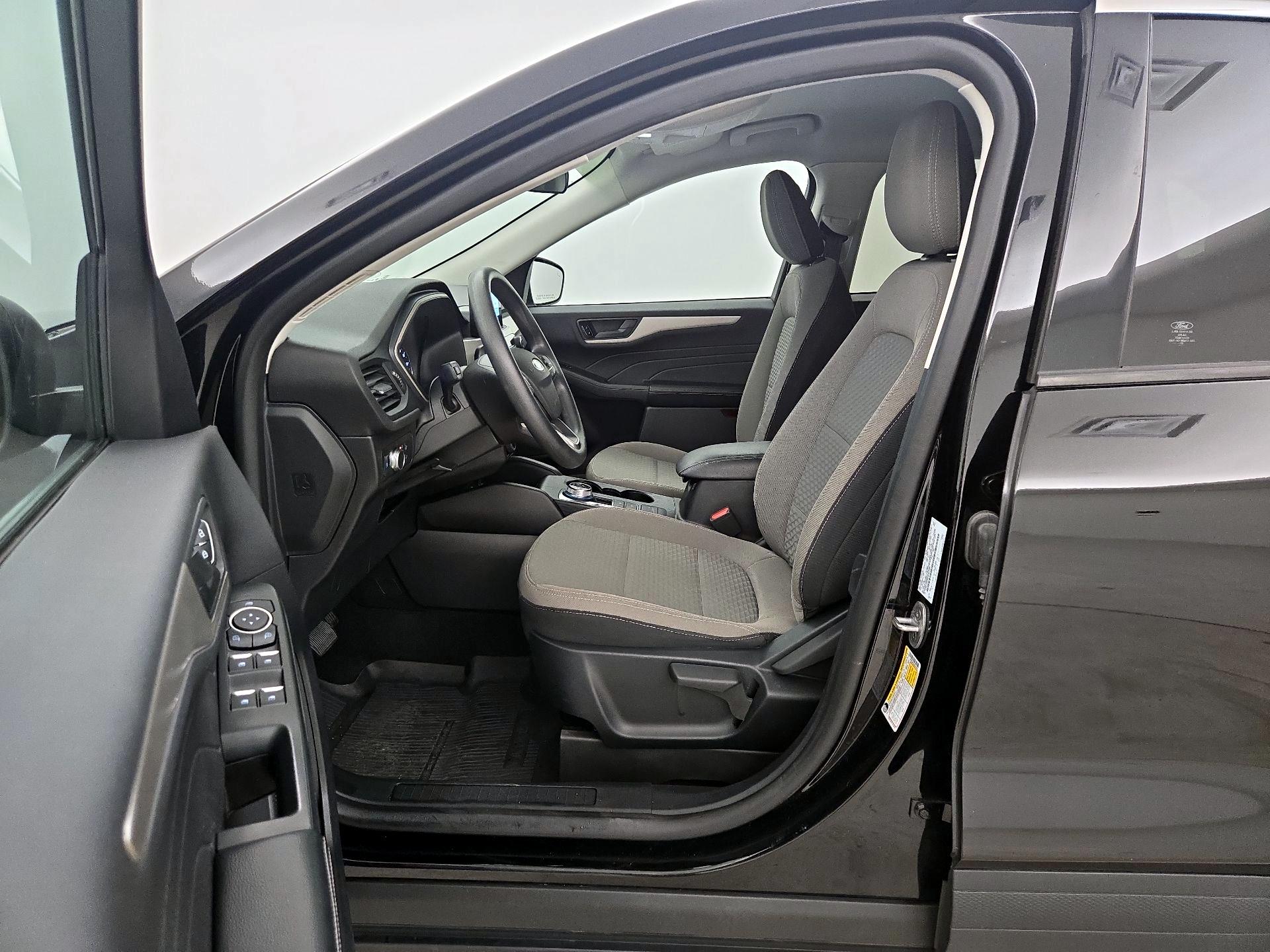 Thumbnail: 2022 Ford Escape - 11