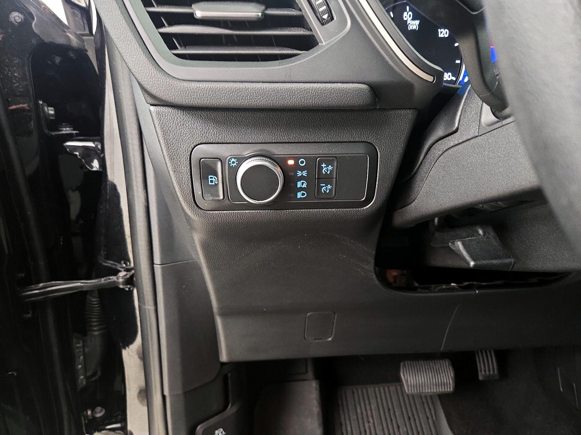 Thumbnail: 2022 Ford Escape - 13