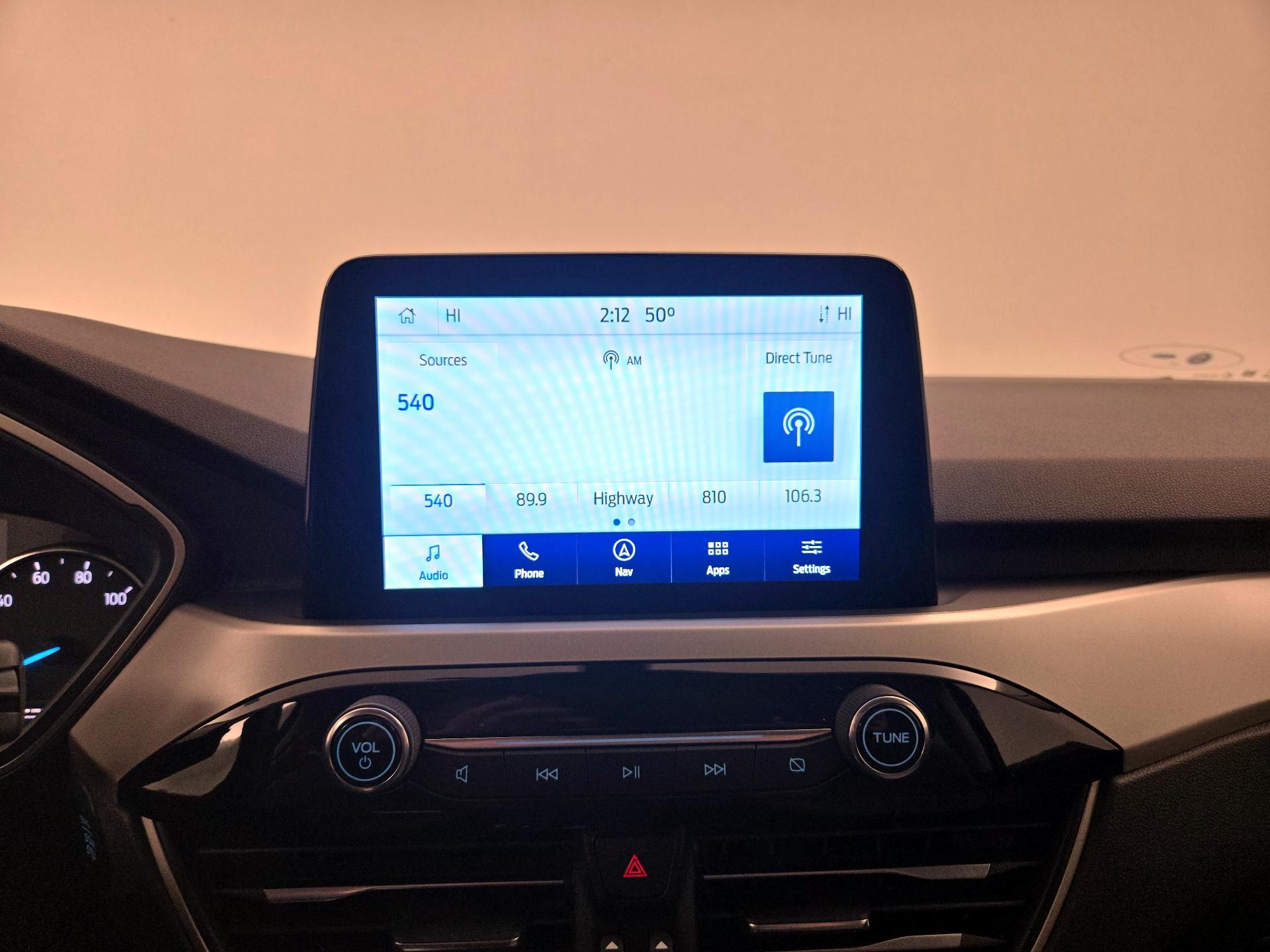 Thumbnail: 2022 Ford Escape - 16