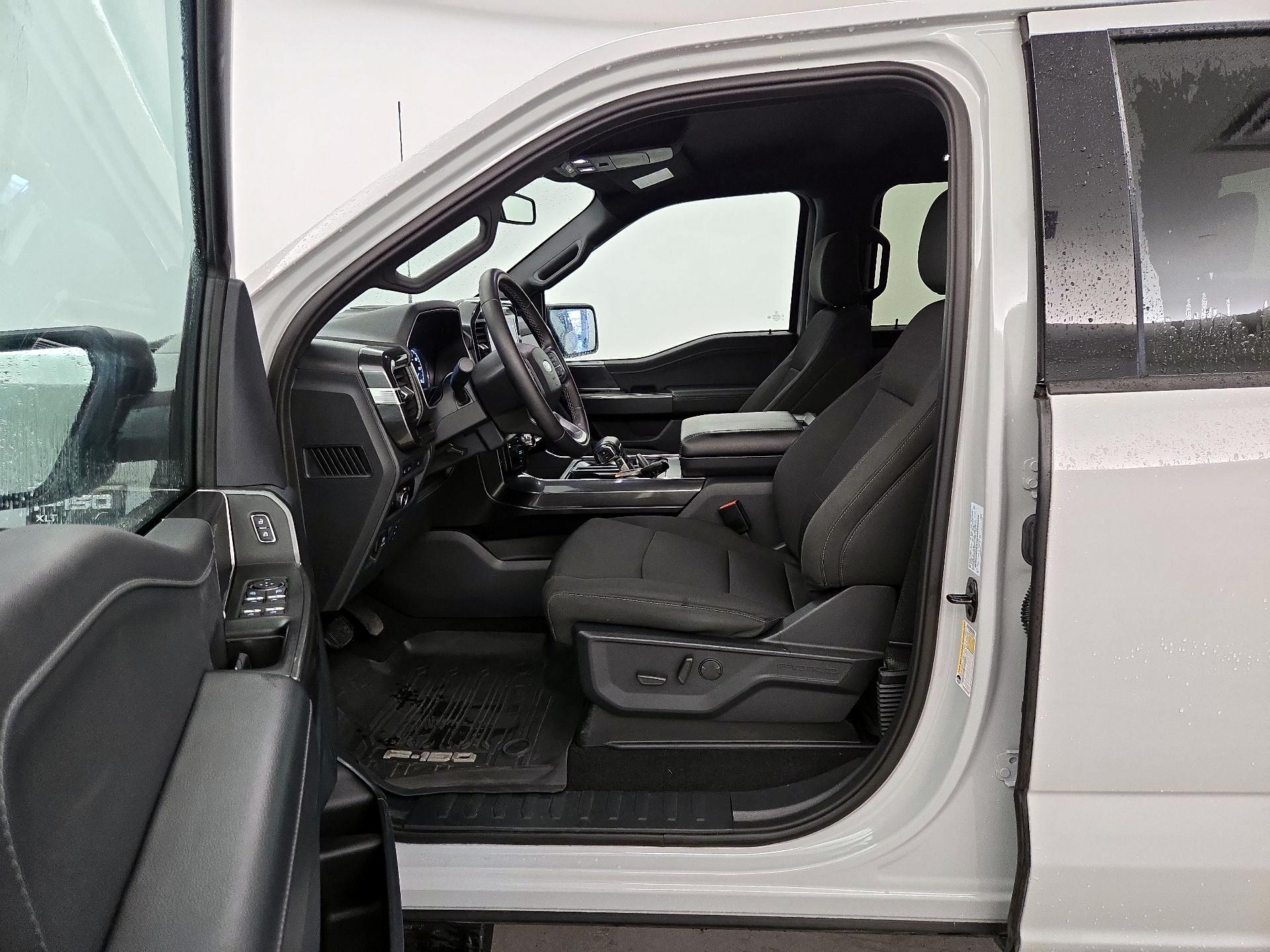 Thumbnail: 2023 Ford F-150 - 11