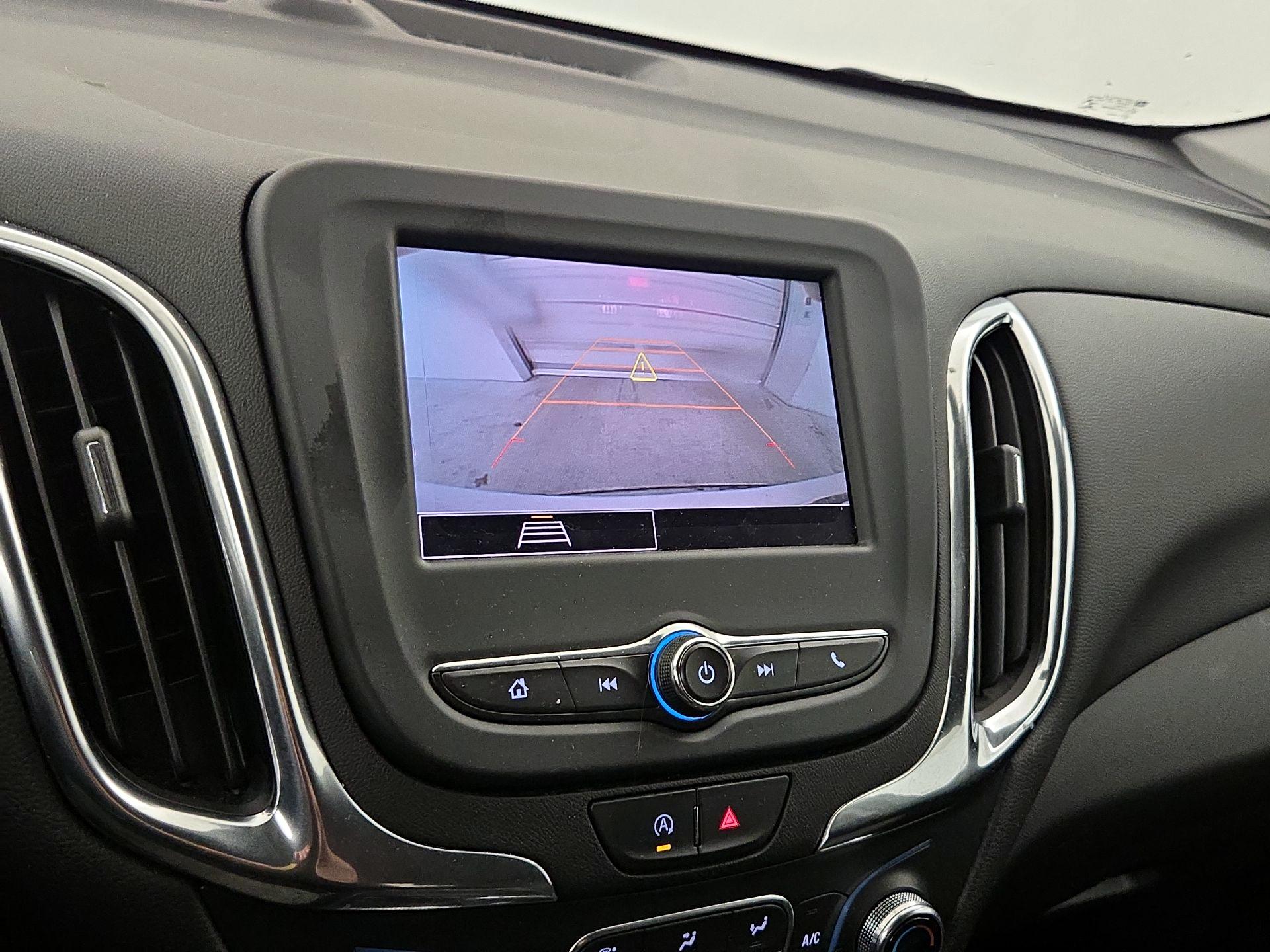 Thumbnail: 2022 Chevrolet Equinox - 14