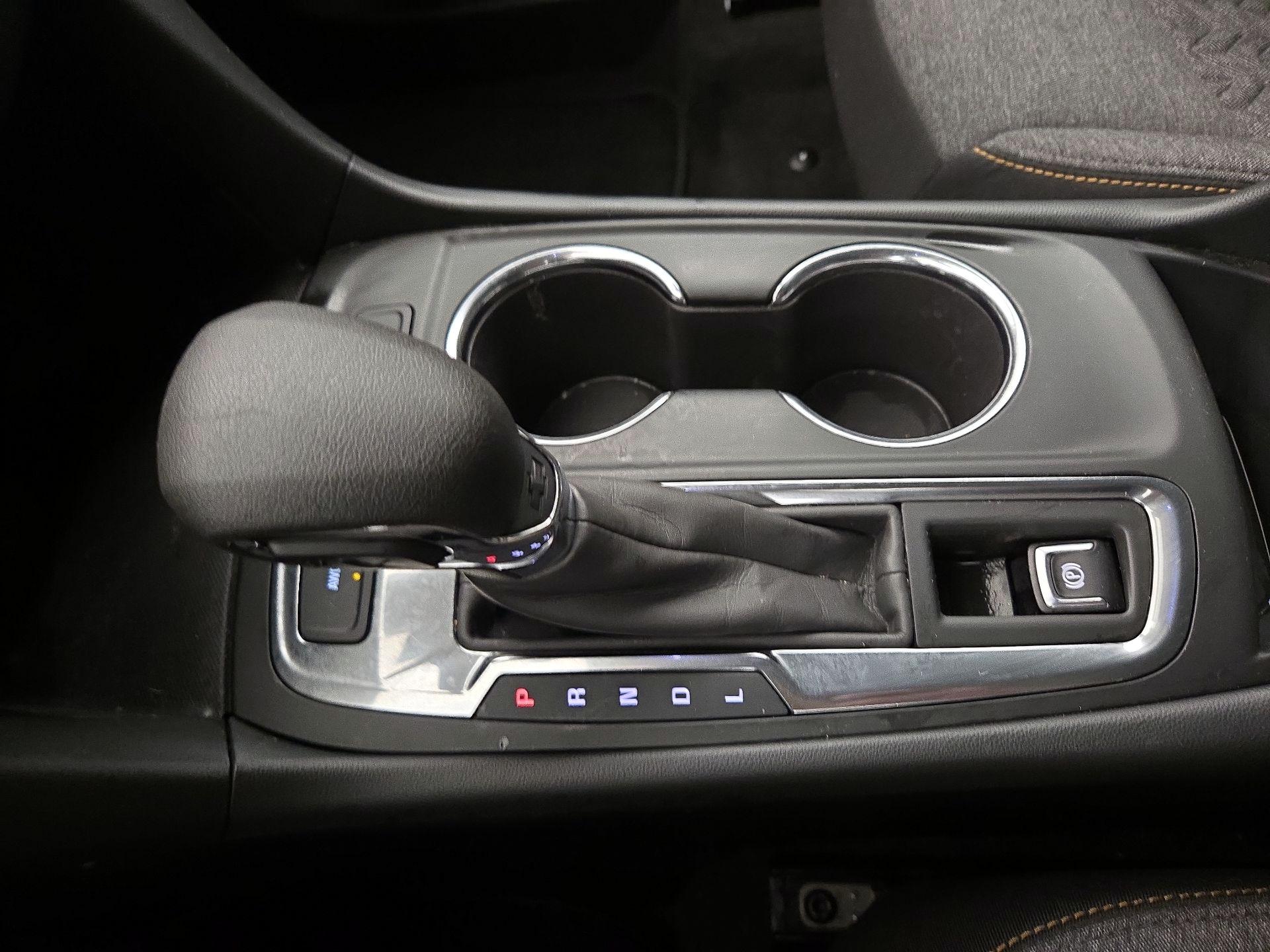 Thumbnail: 2022 Chevrolet Equinox - 17