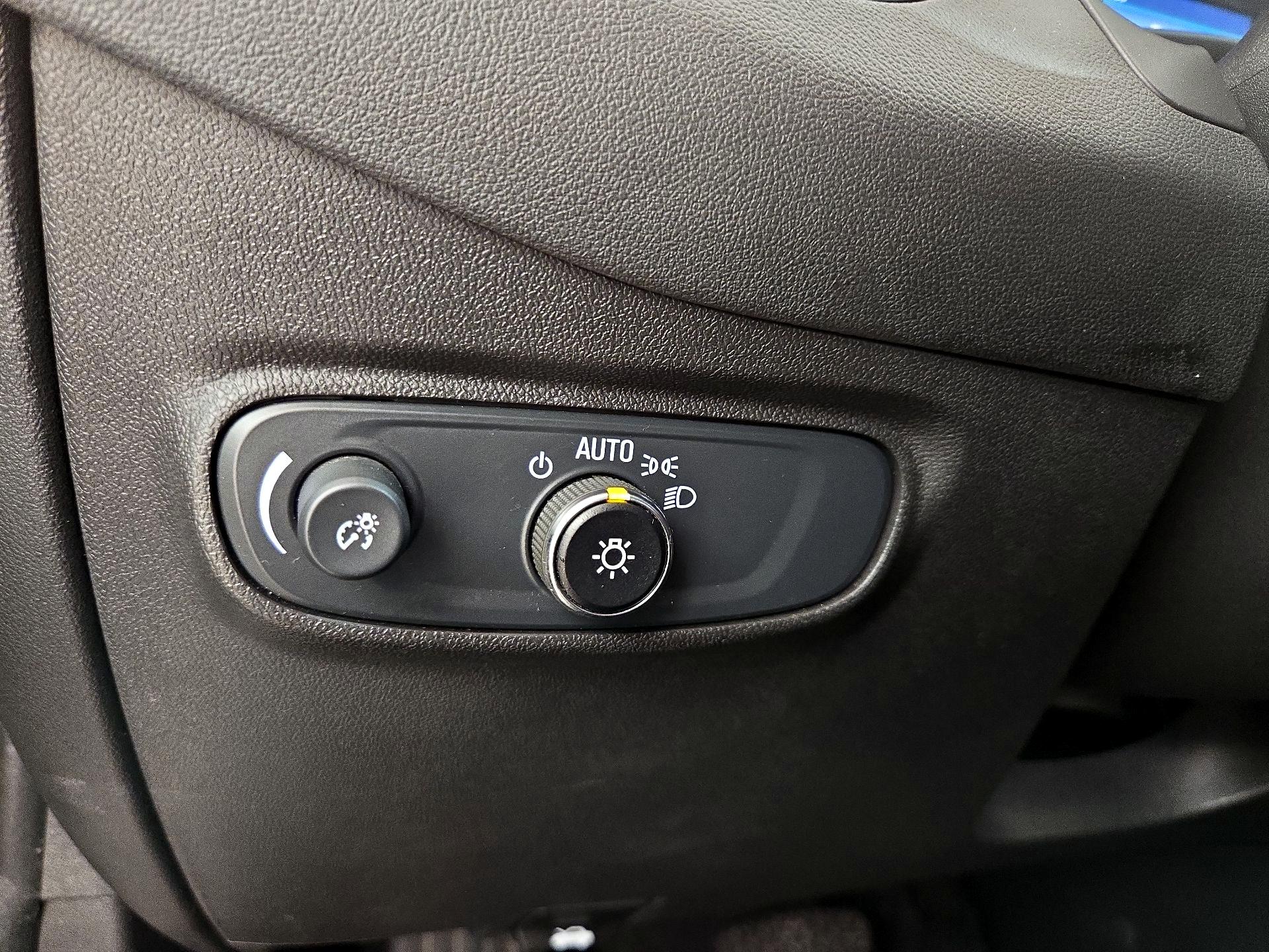 Thumbnail: 2024 Chevrolet Equinox - 13