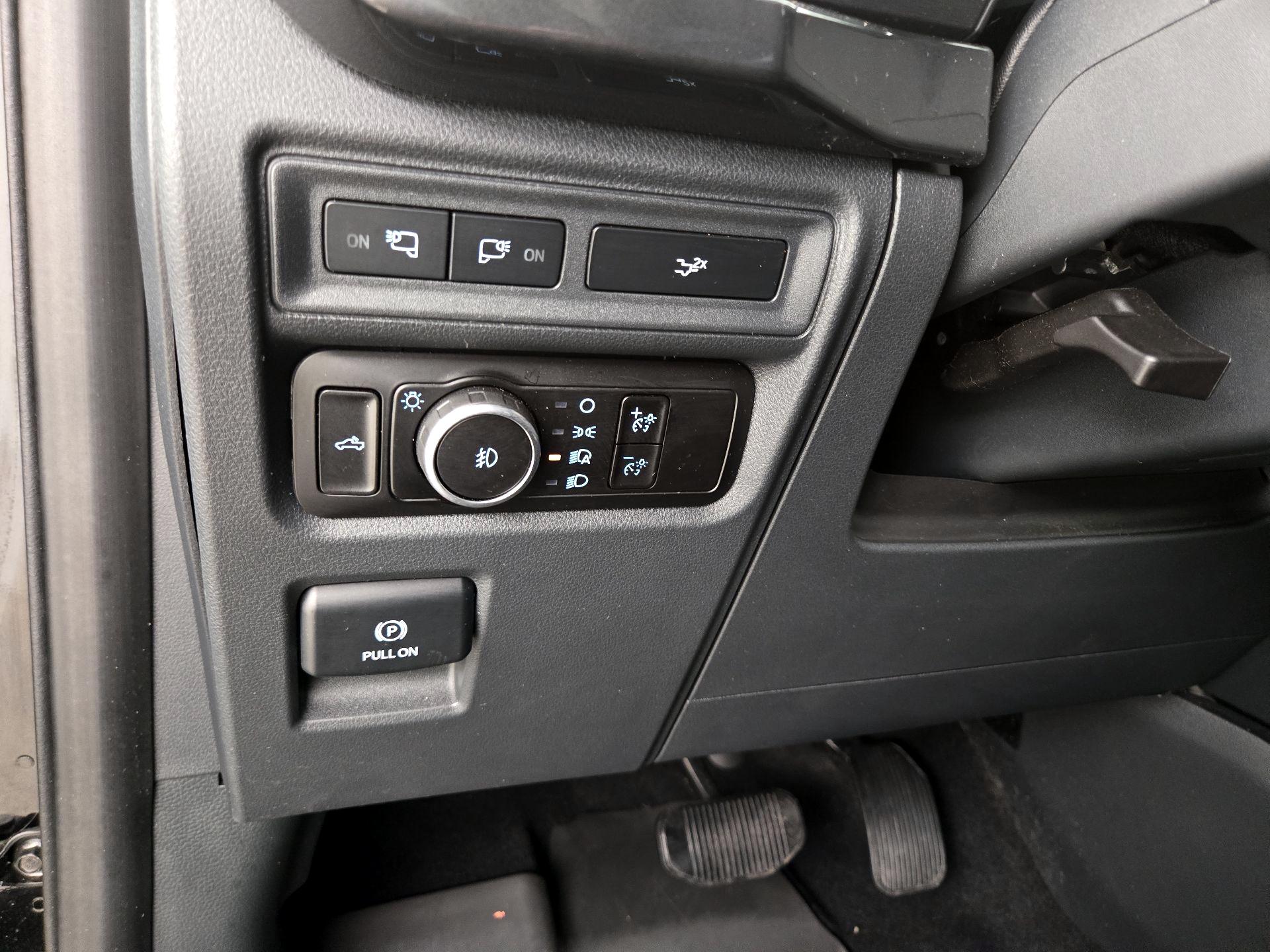 Thumbnail: 2023 Ford F-150 - 13