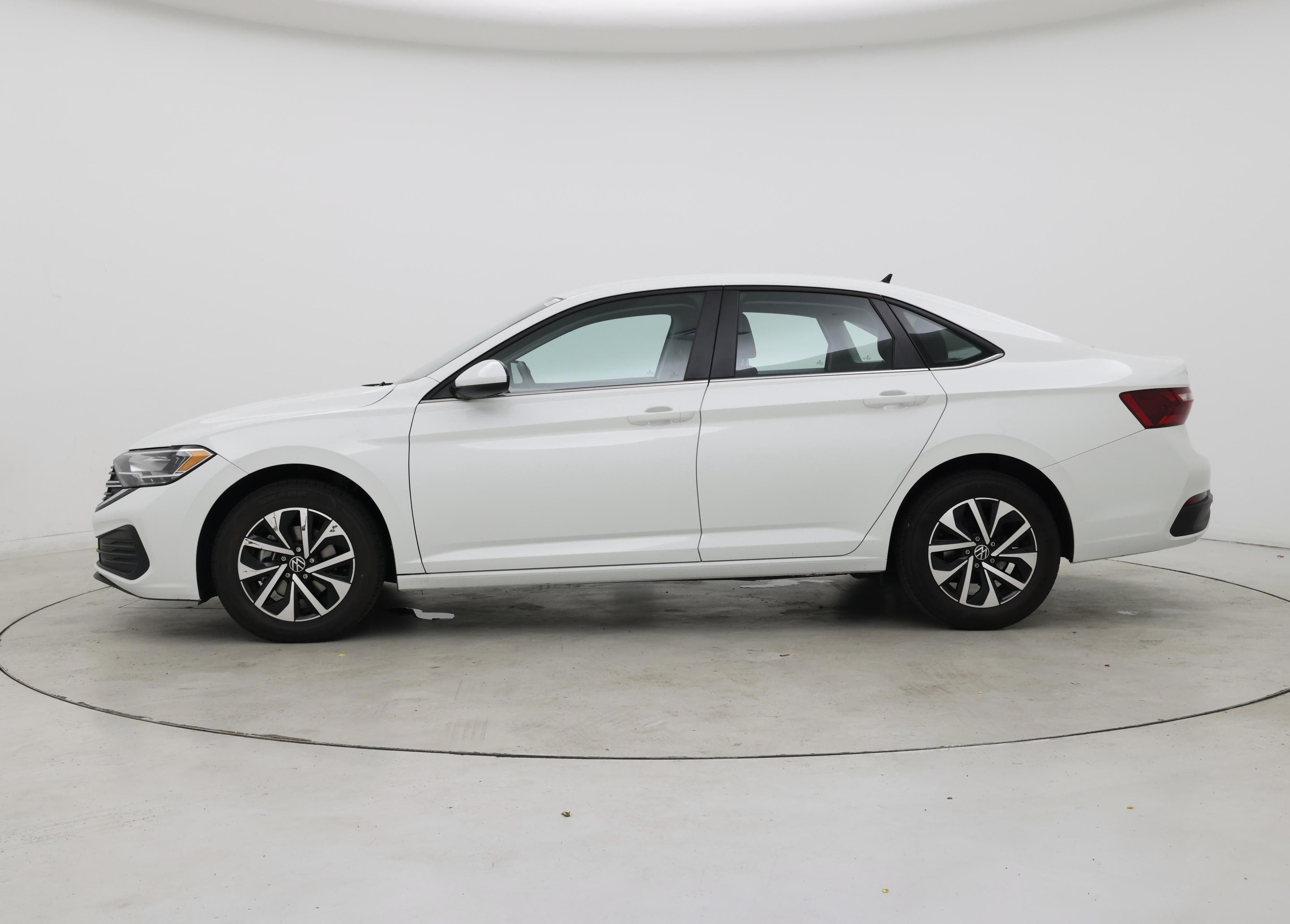 Thumbnail: 2024 Volkswagen Jetta - 3