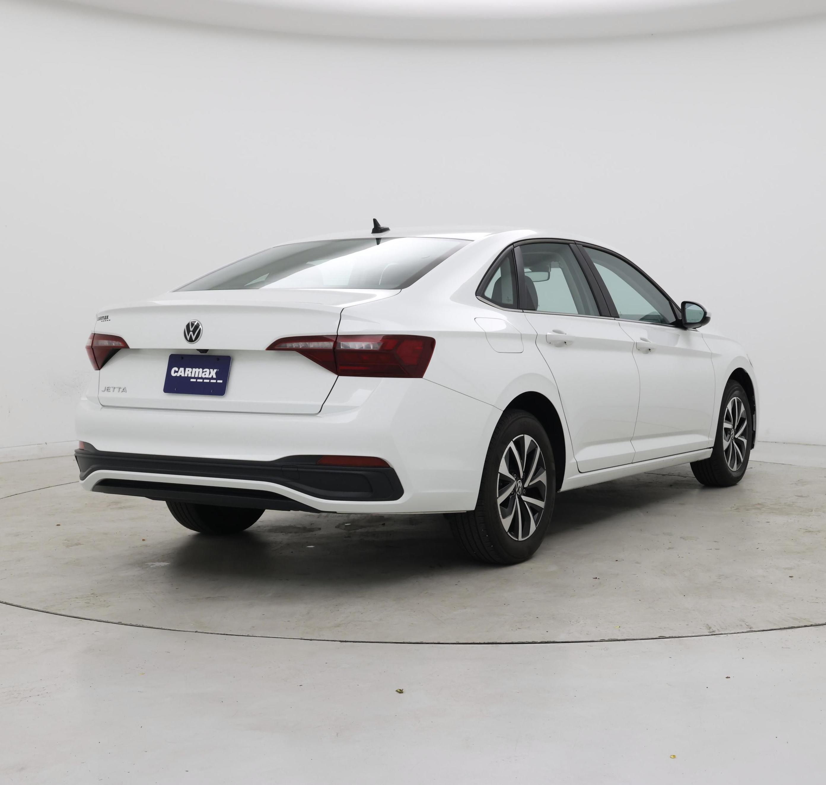 Thumbnail: 2024 Volkswagen Jetta - 8