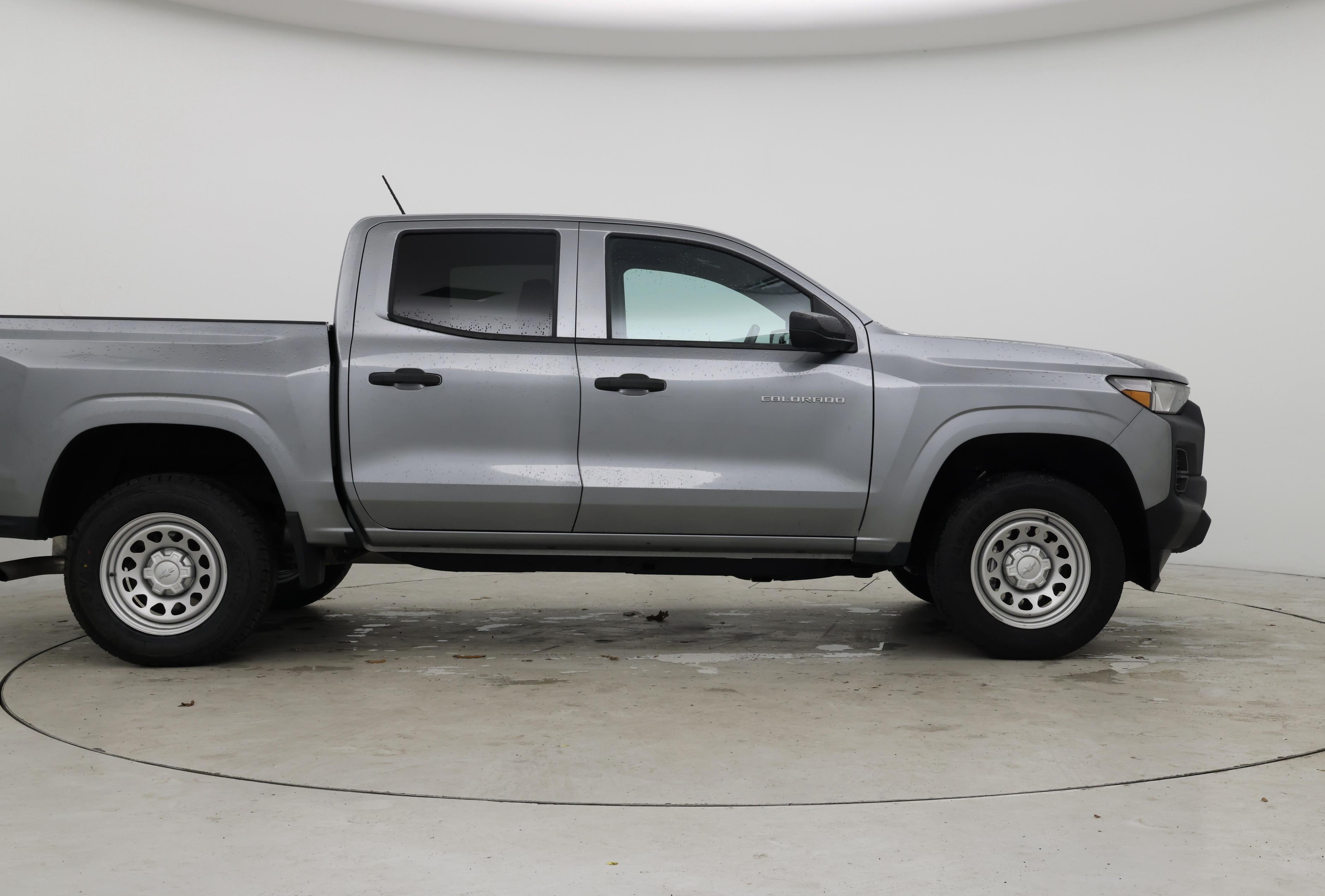 Thumbnail: 2023 Chevrolet Colorado - 7