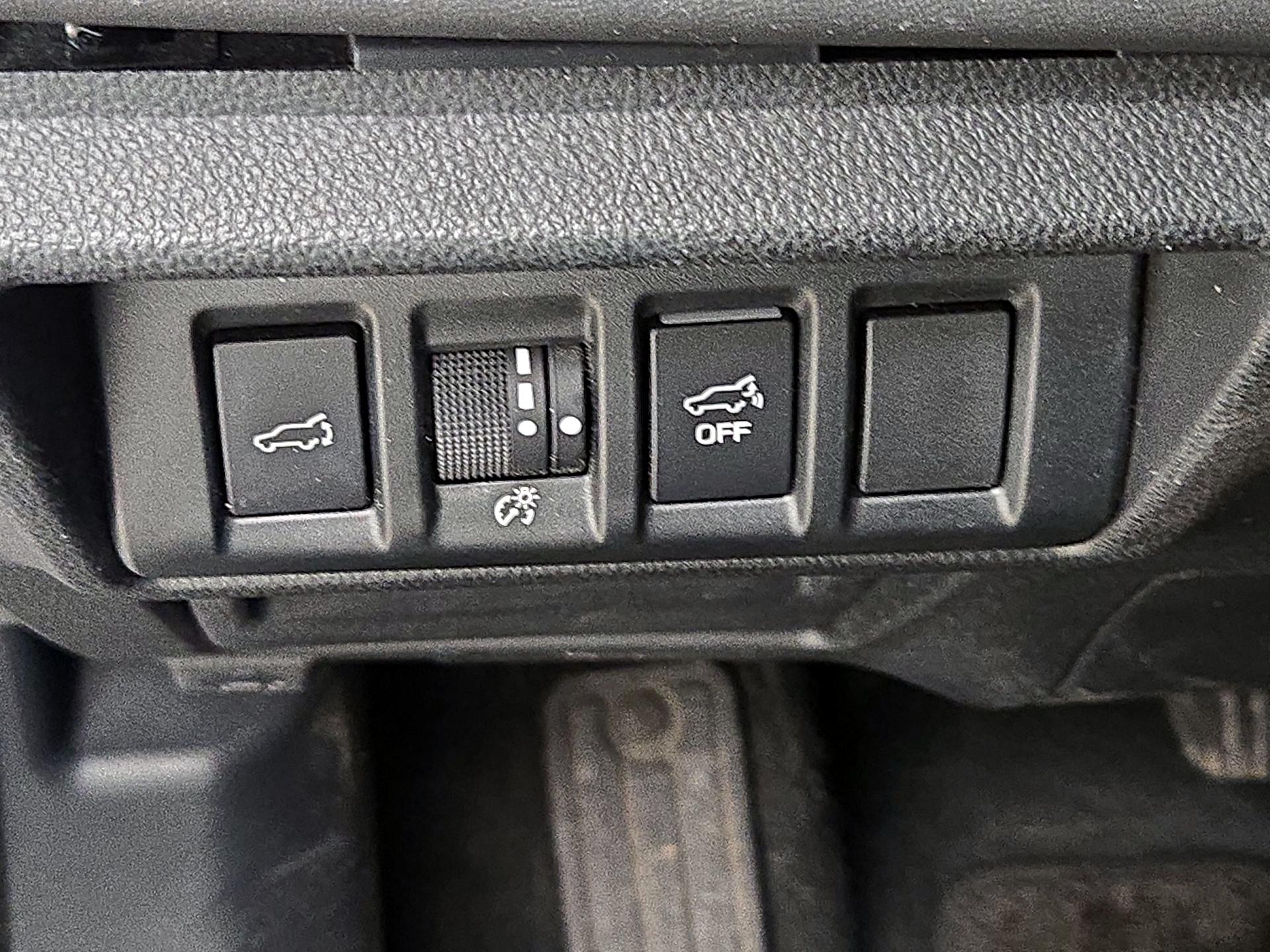 Thumbnail: 2022 Subaru Outback - 13