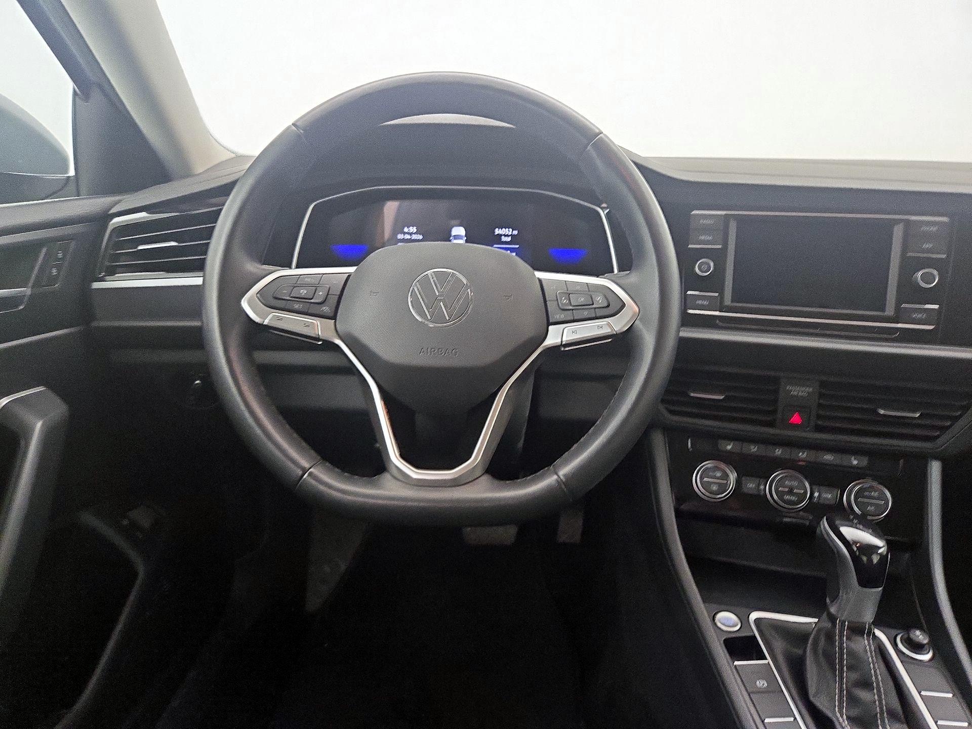 Thumbnail: 2024 Volkswagen Jetta - 10