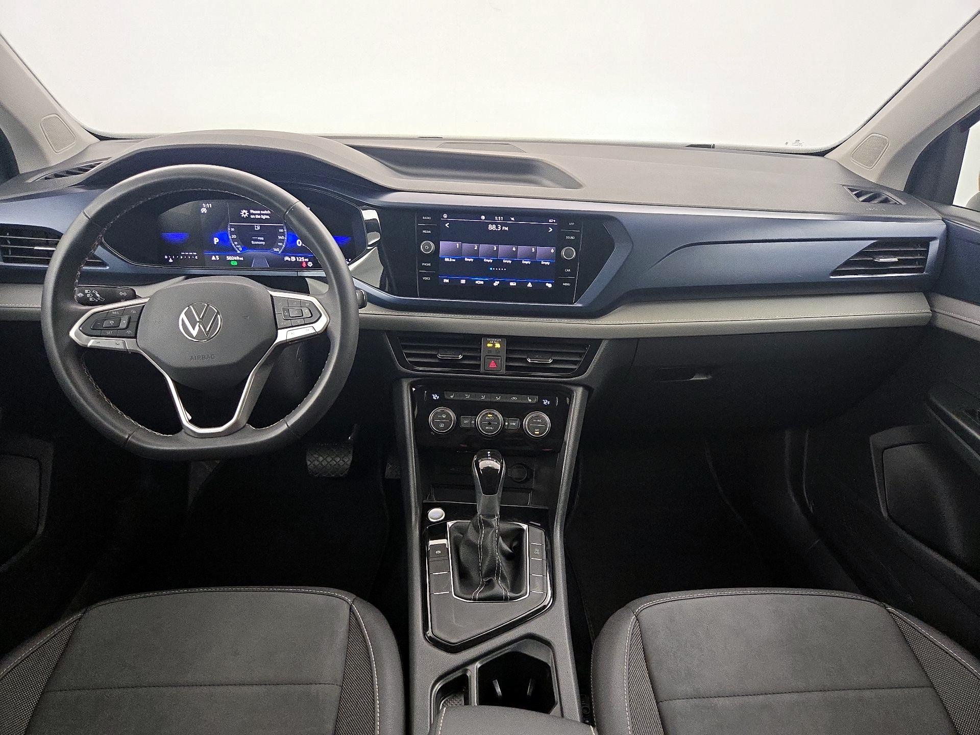 Thumbnail: 2024 Volkswagen Taos - 9