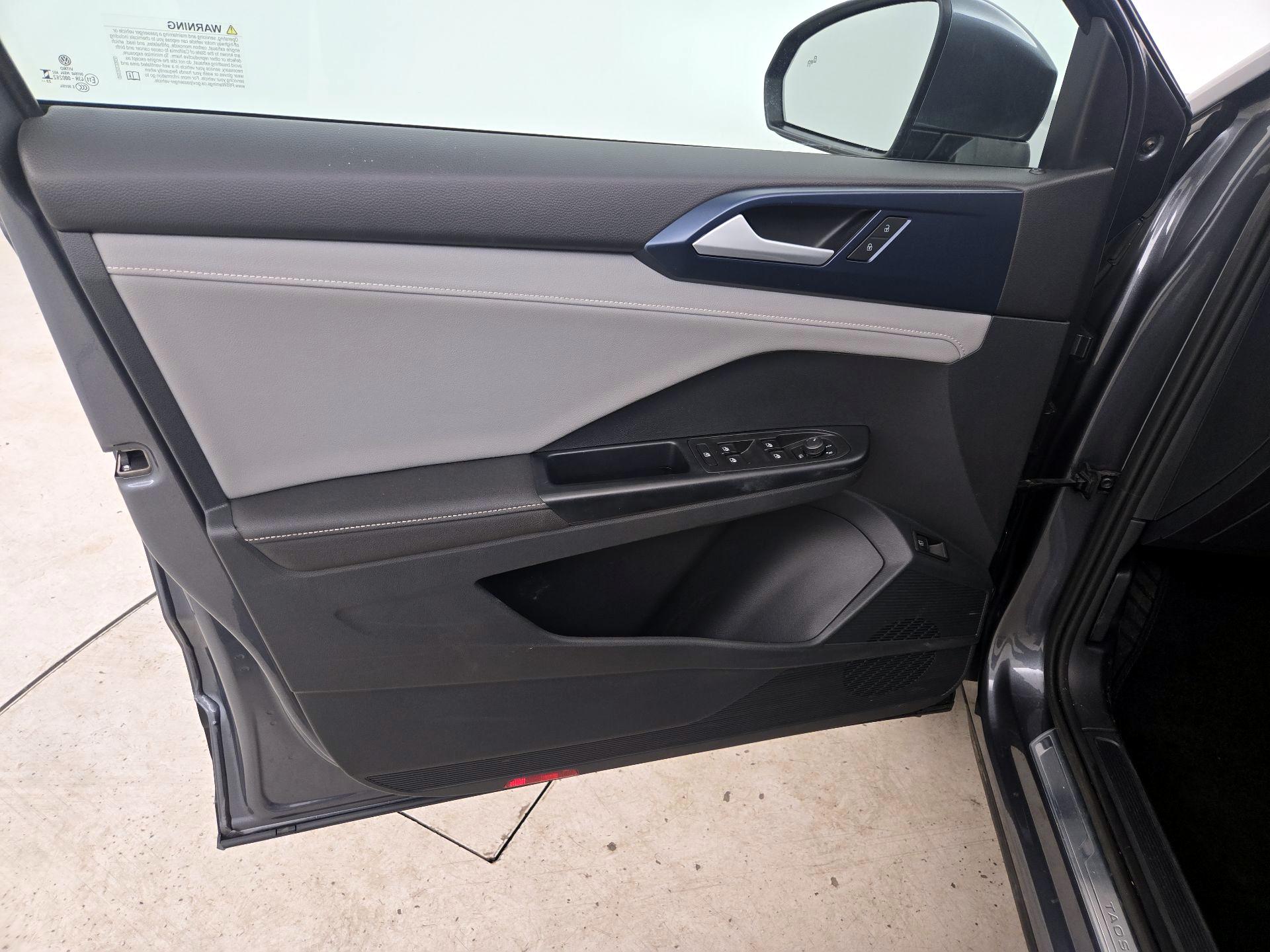 Thumbnail: 2024 Volkswagen Taos - 12