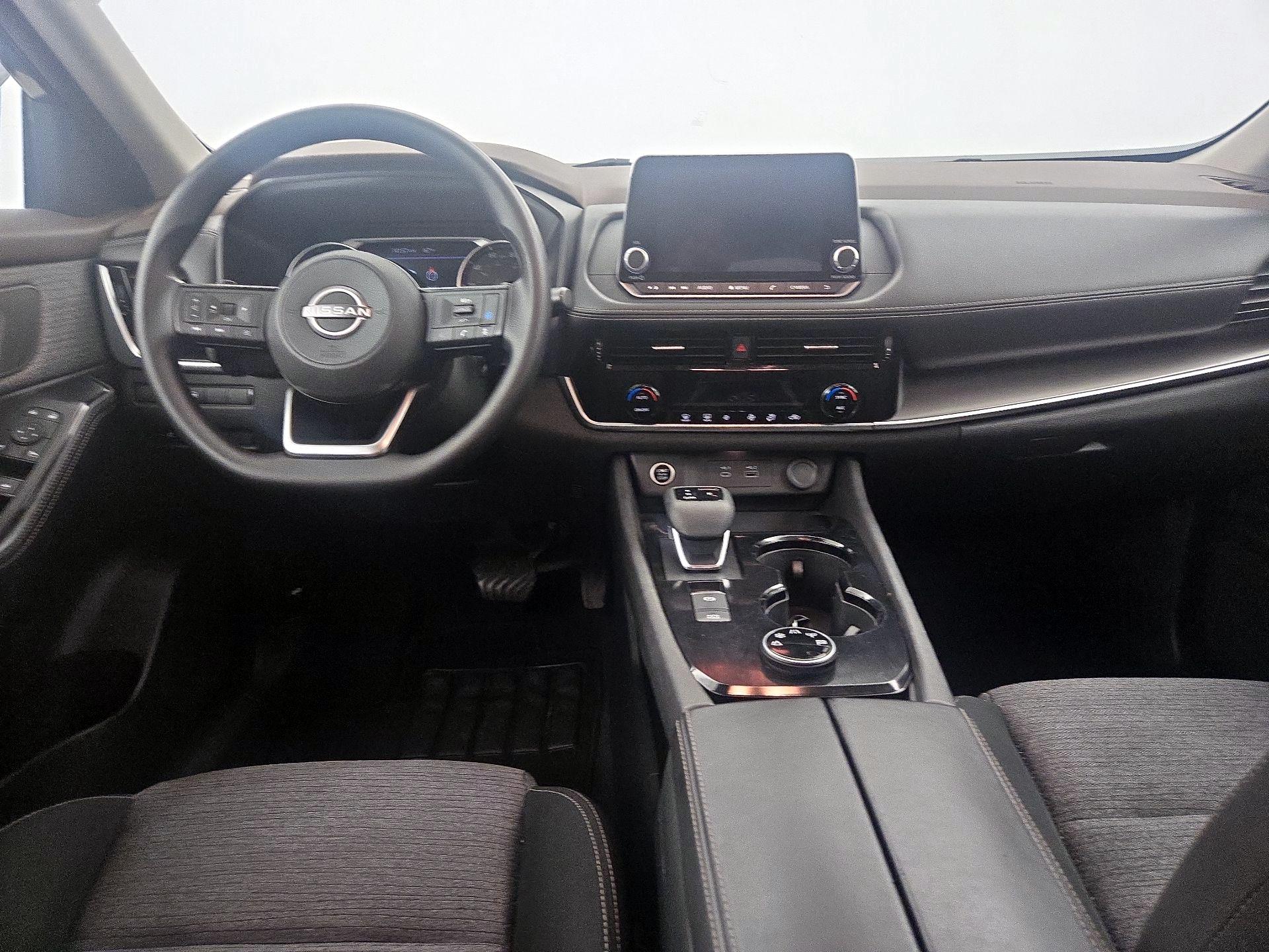 Thumbnail: 2022 Nissan Rogue - 9