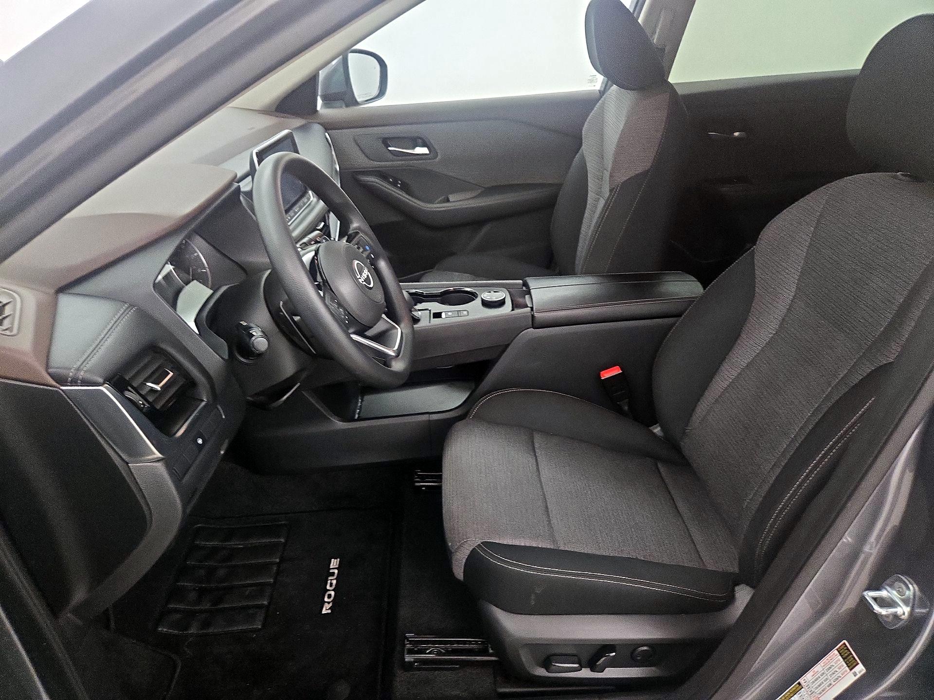 Thumbnail: 2022 Nissan Rogue - 11