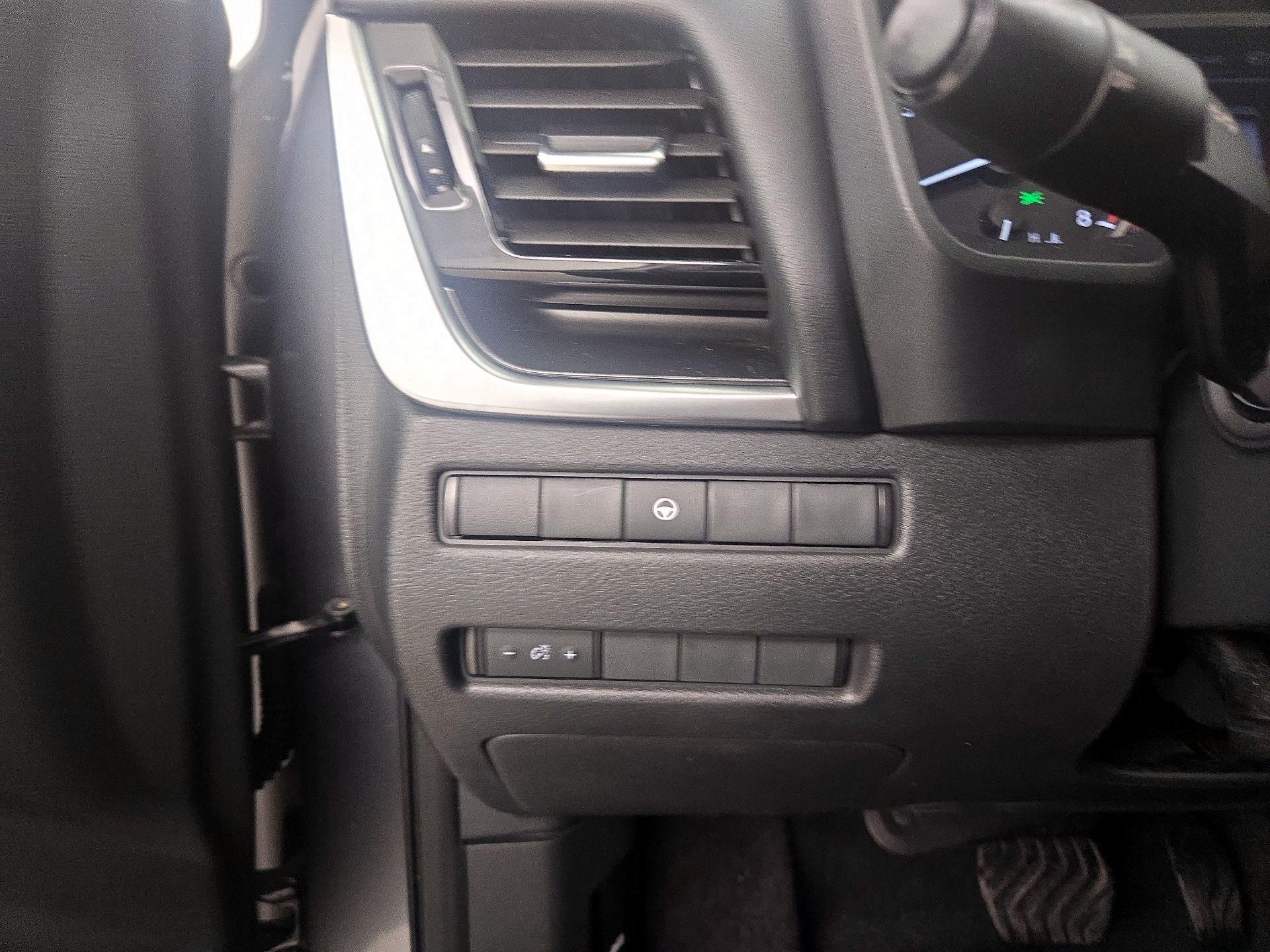 Thumbnail: 2022 Nissan Rogue - 13