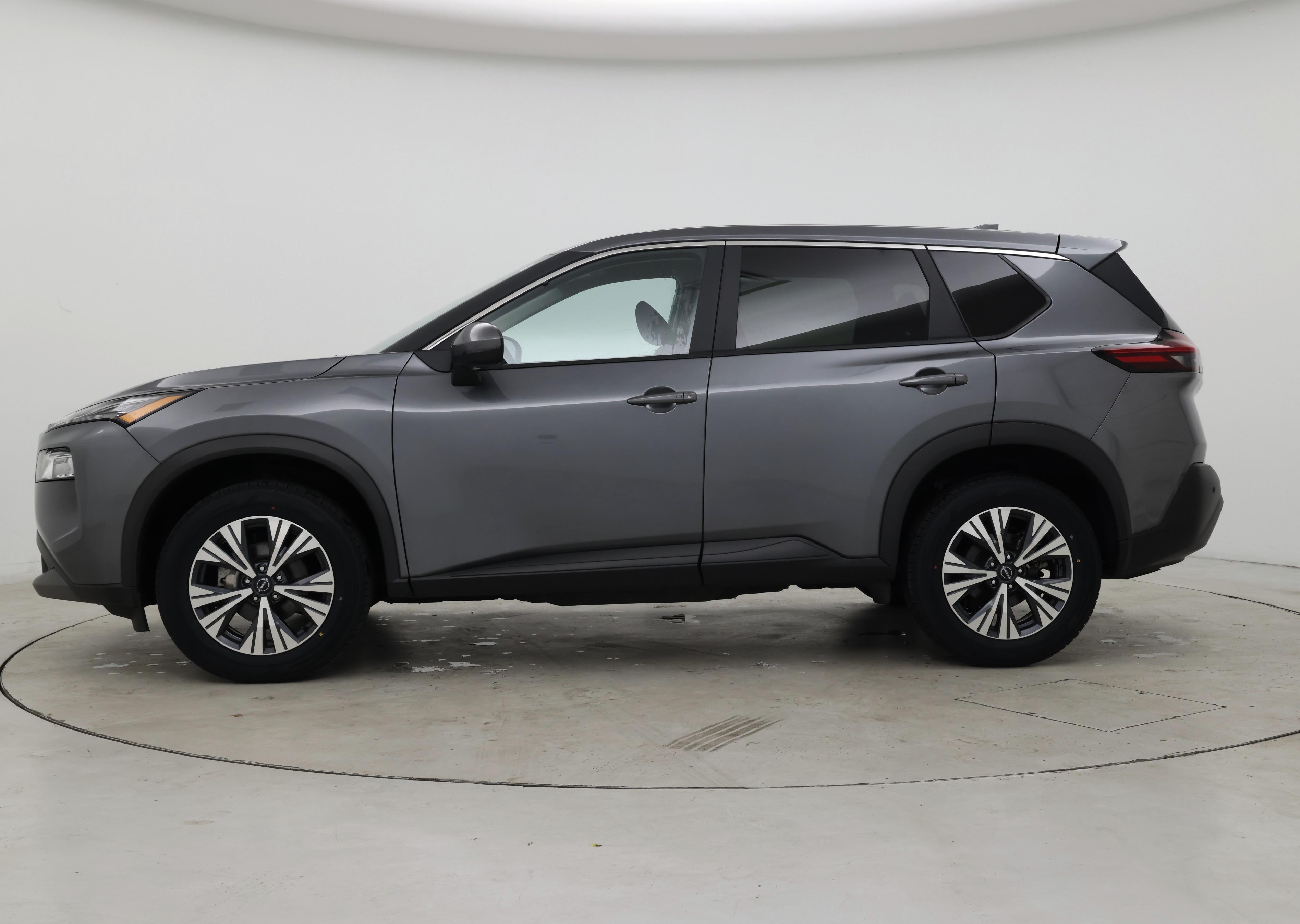 Thumbnail: 2022 Nissan Rogue - 3