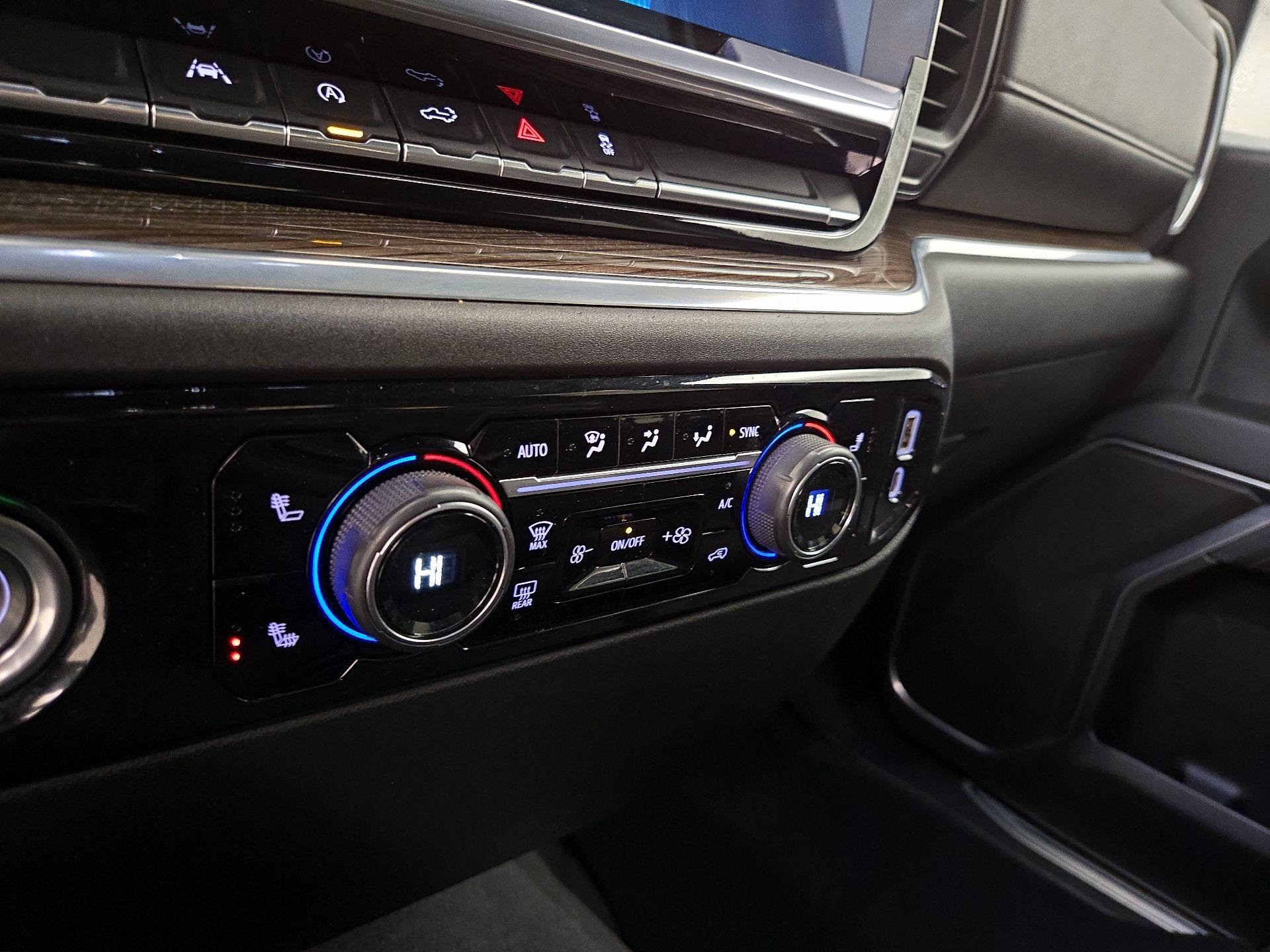 Thumbnail: 2022 Chevrolet Silverado 1500 - 16