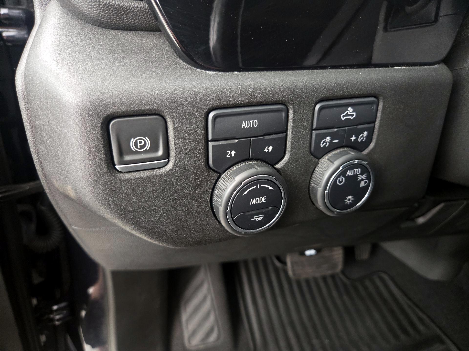 Thumbnail: 2022 Chevrolet Silverado 1500 - 13