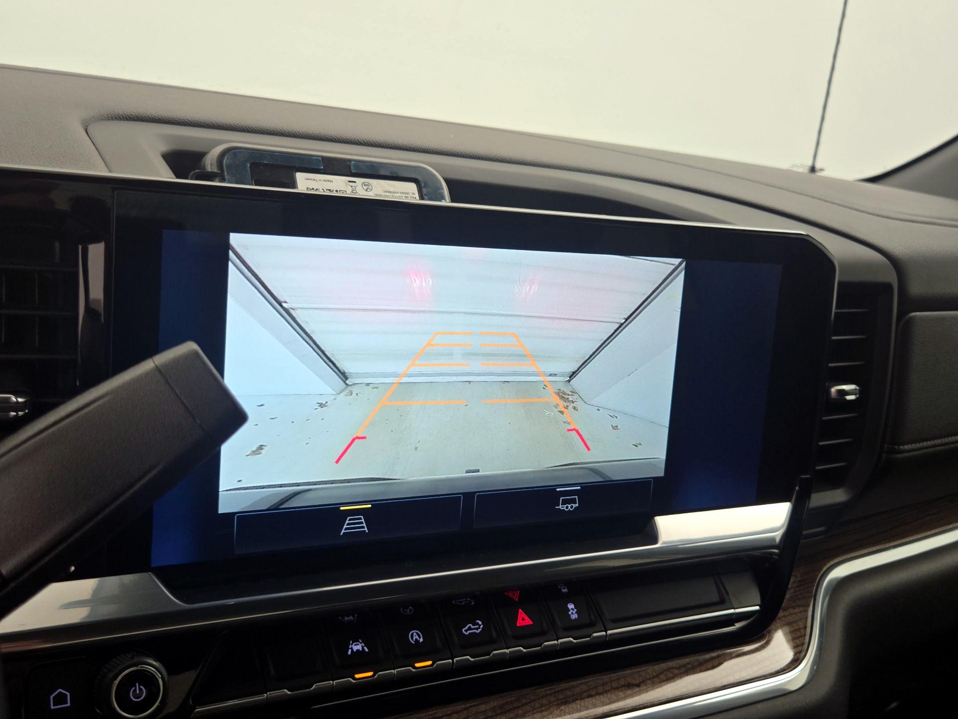 Thumbnail: 2022 Chevrolet Silverado 1500 - 14