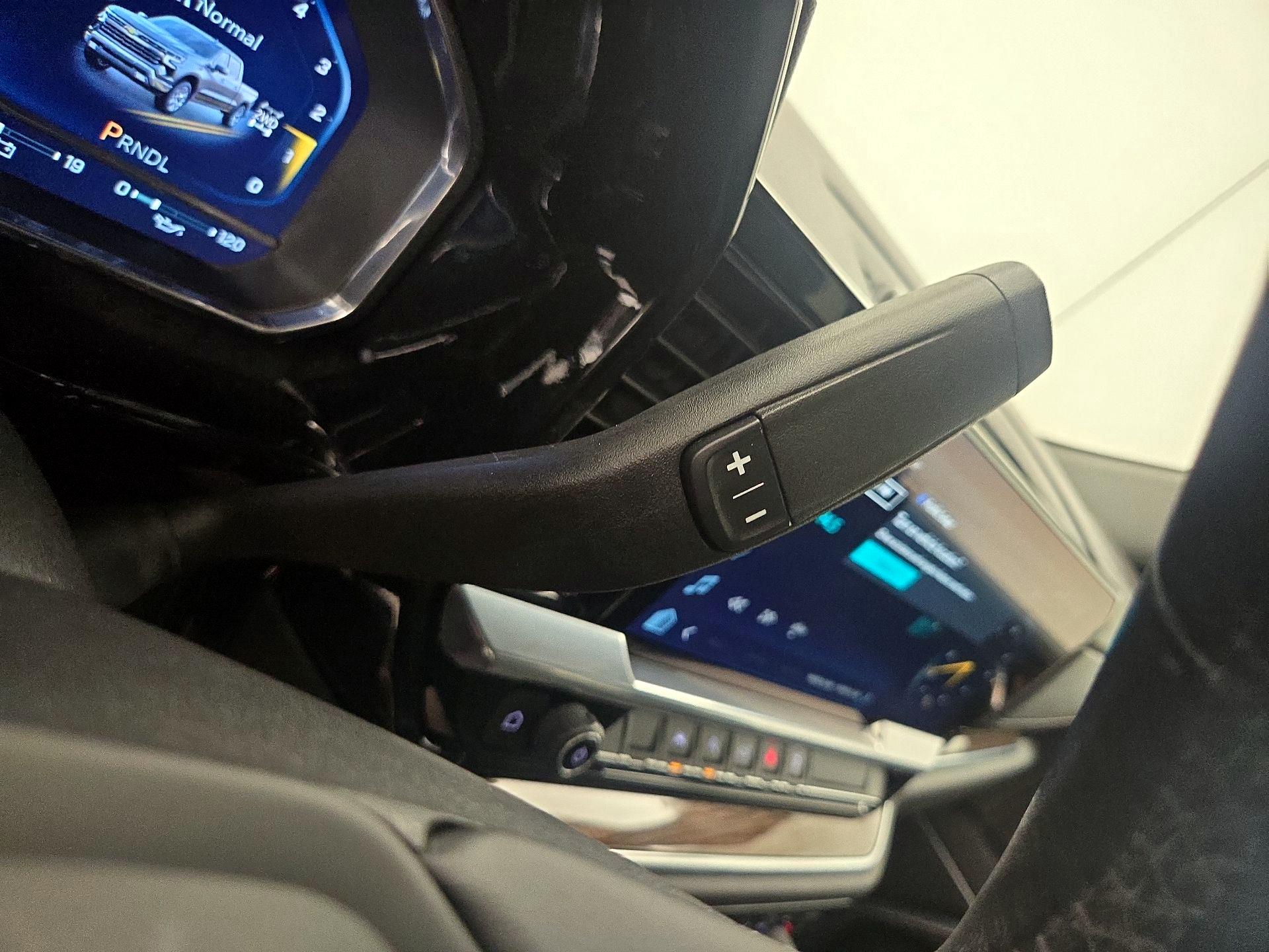 Thumbnail: 2022 Chevrolet Silverado 1500 - 17