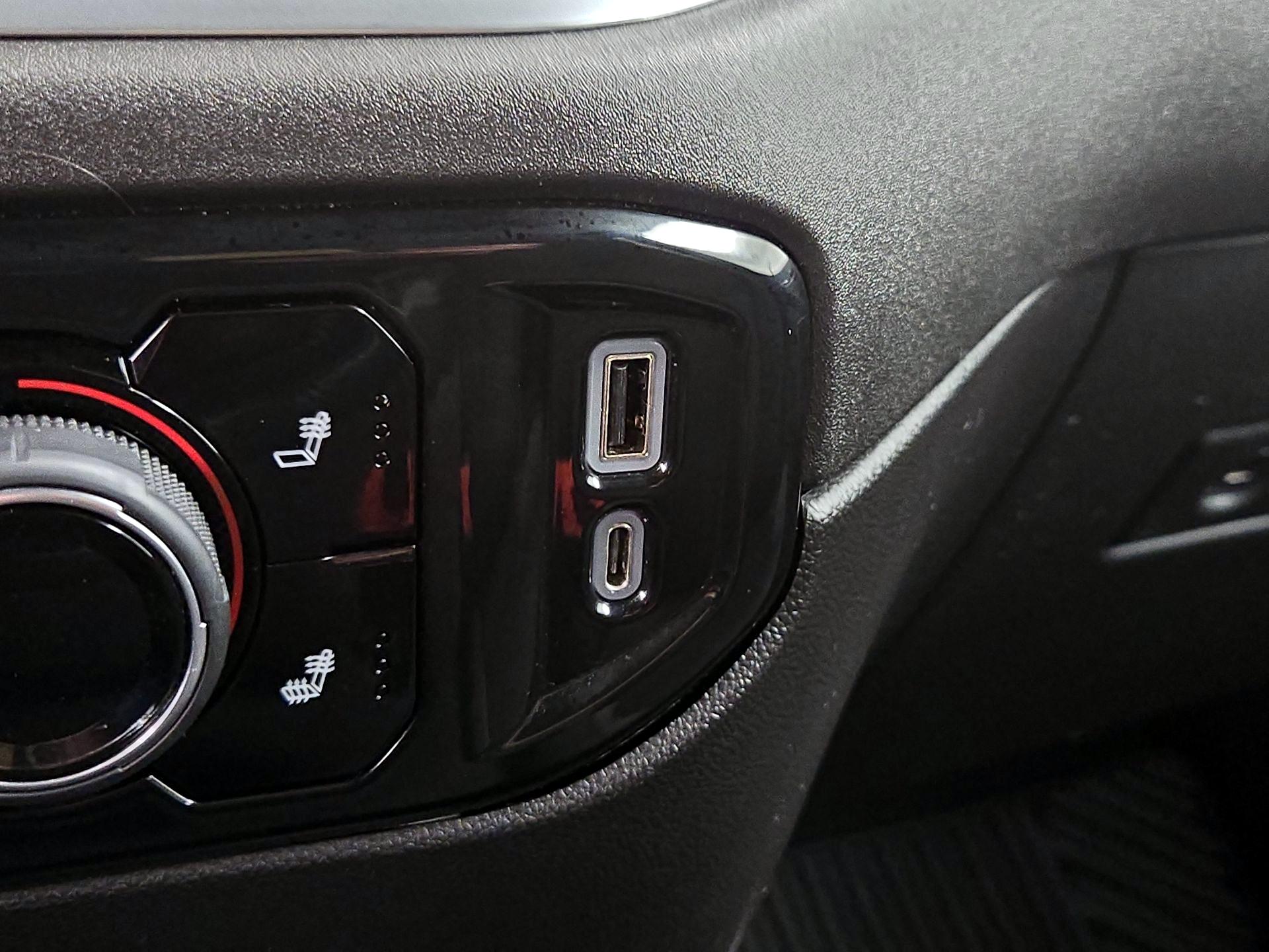 Thumbnail: 2022 Chevrolet Silverado 1500 - 18