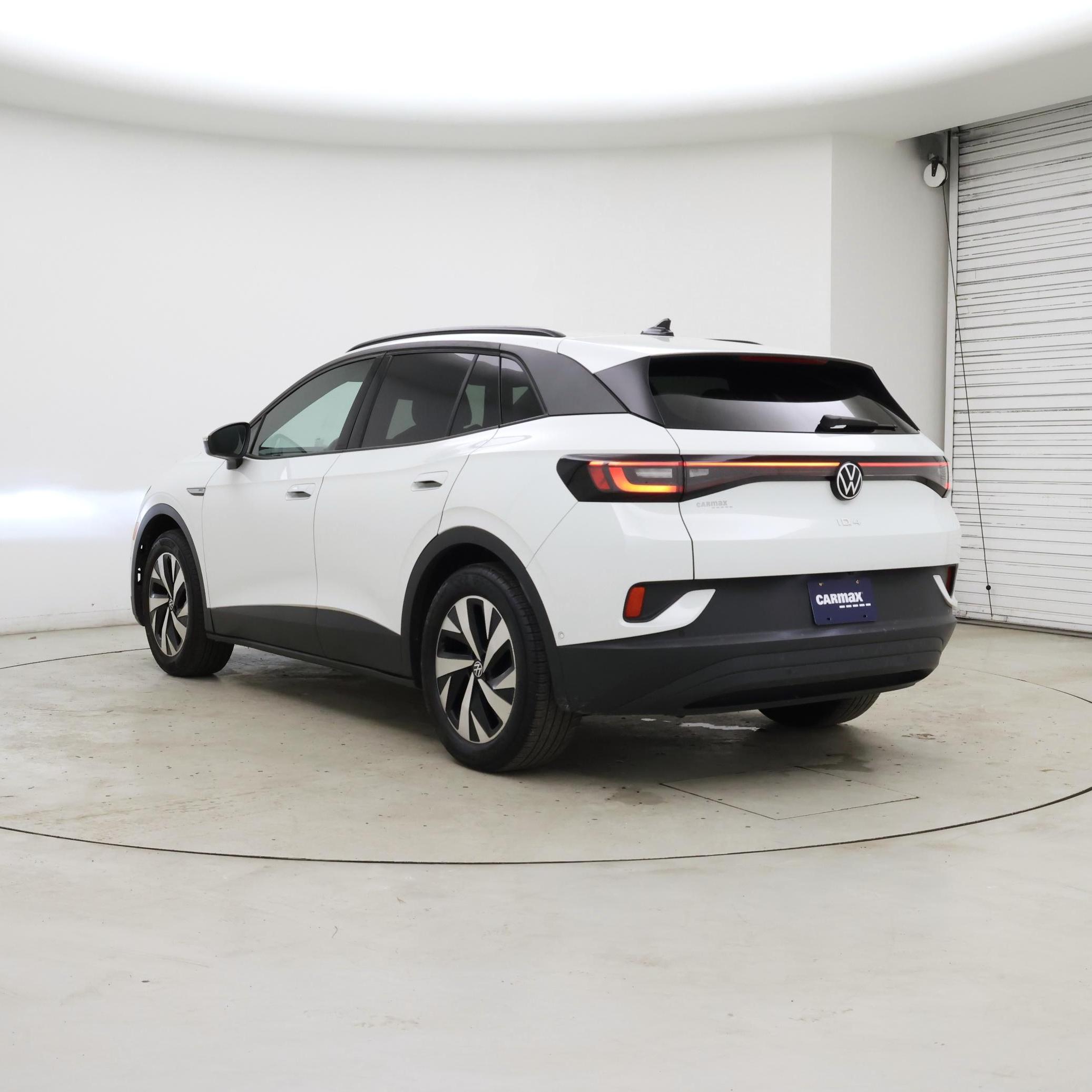 Thumbnail: 2023 Volkswagen ID.4 - 2