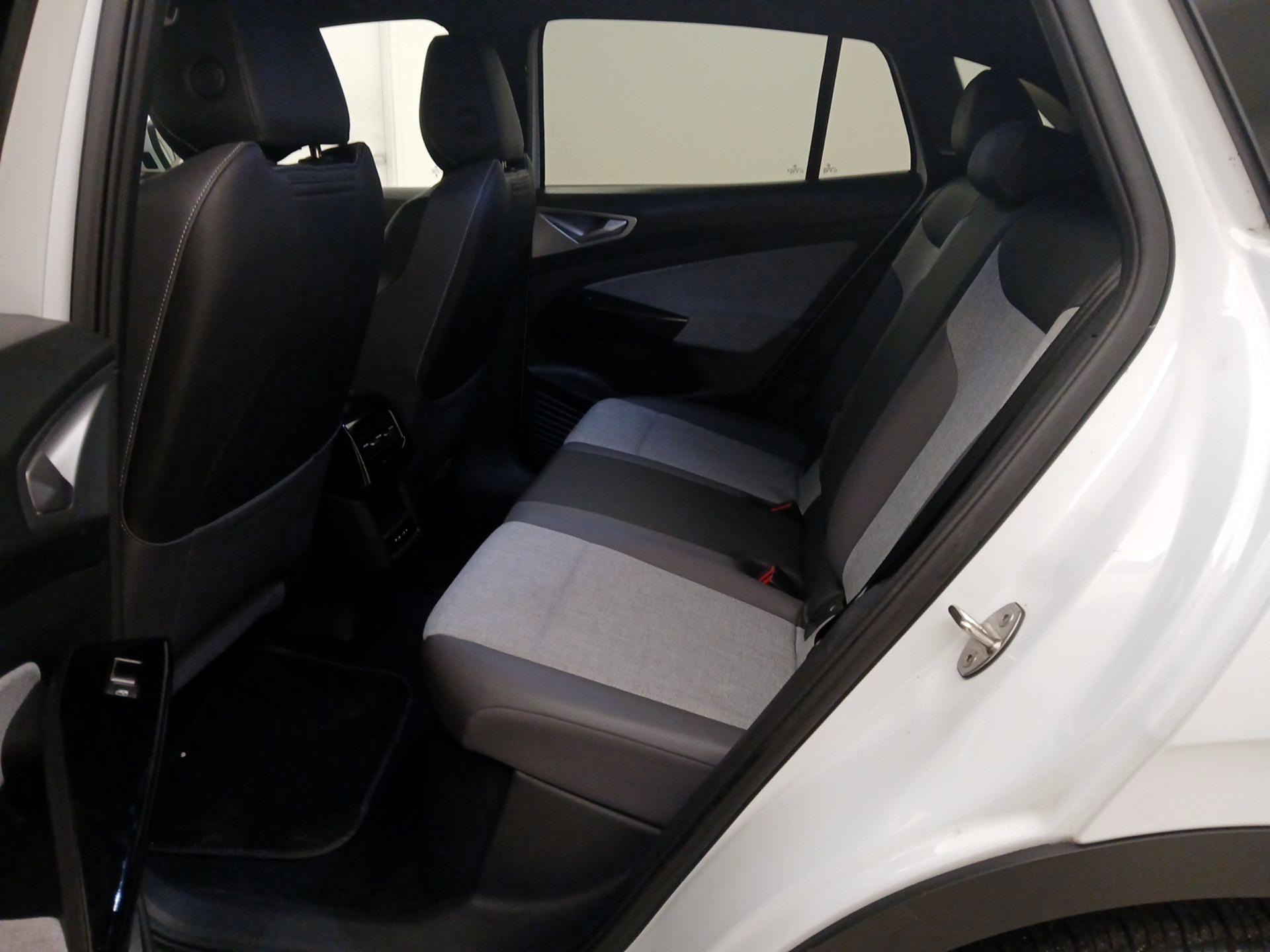 Thumbnail: 2023 Volkswagen ID.4 - 20