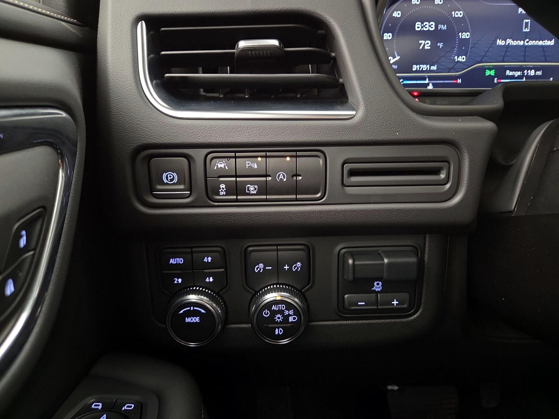 Thumbnail: 2023 GMC Yukon - 13