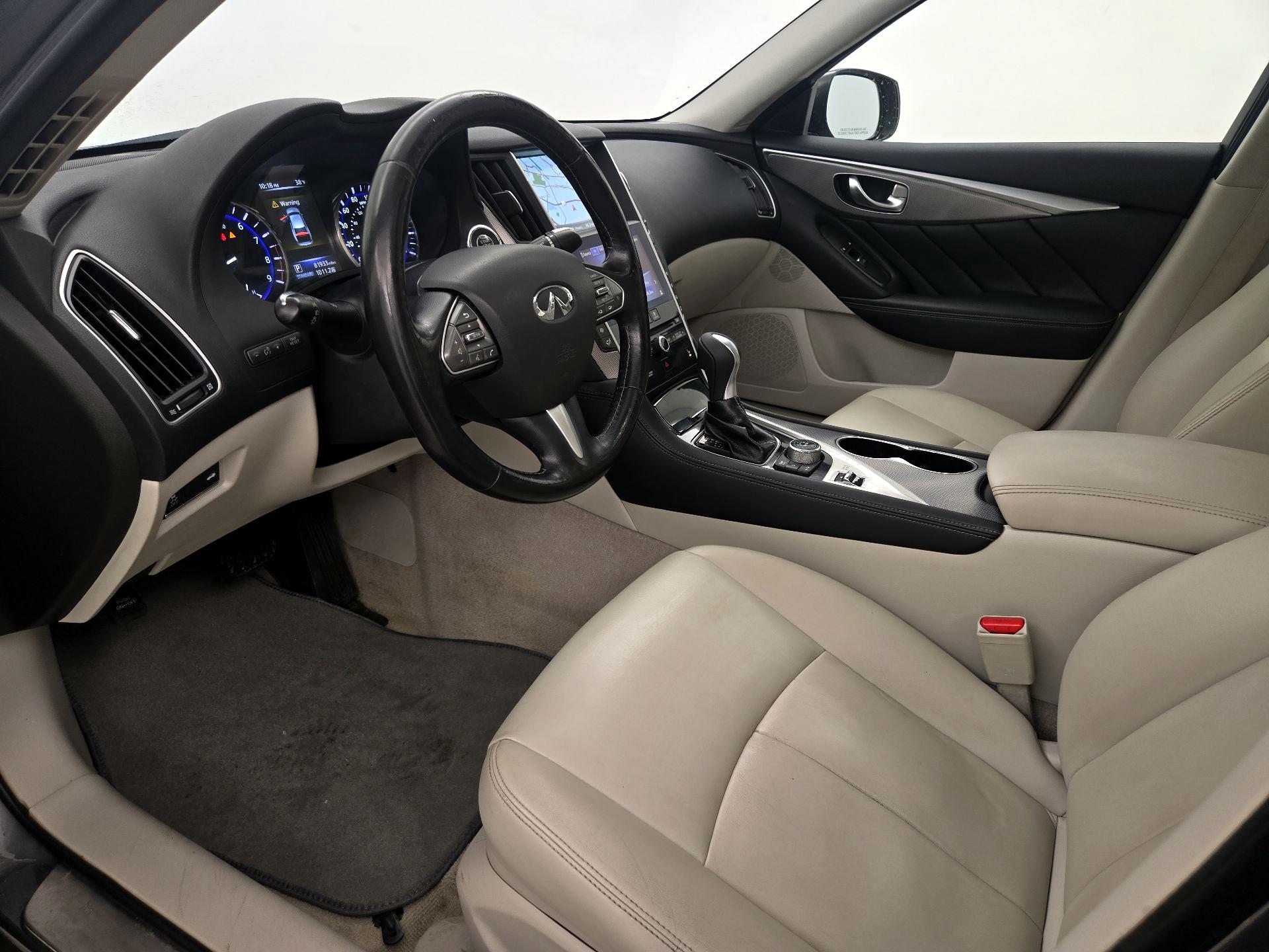 Thumbnail: 2014 INFINITI Q50 - 11